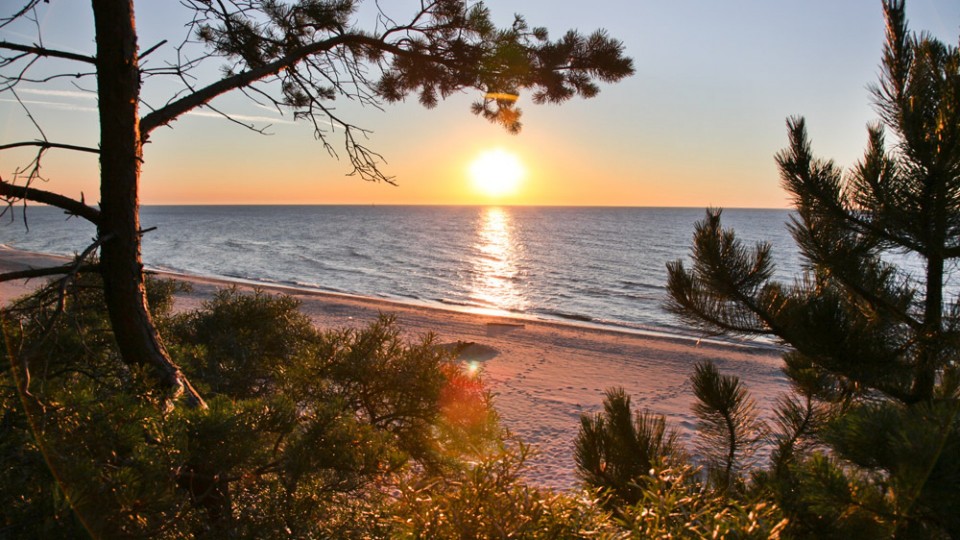Łukęcin, zachód słońca na plaży