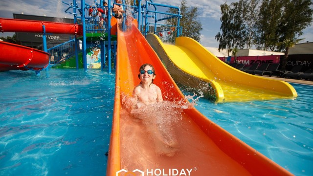 Aquapark w Holiday Golden Resort