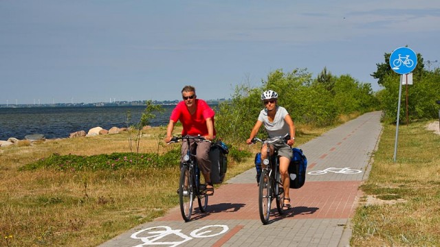 Ścieżka rowerowa wzdłuż Półwyspu Helskiego