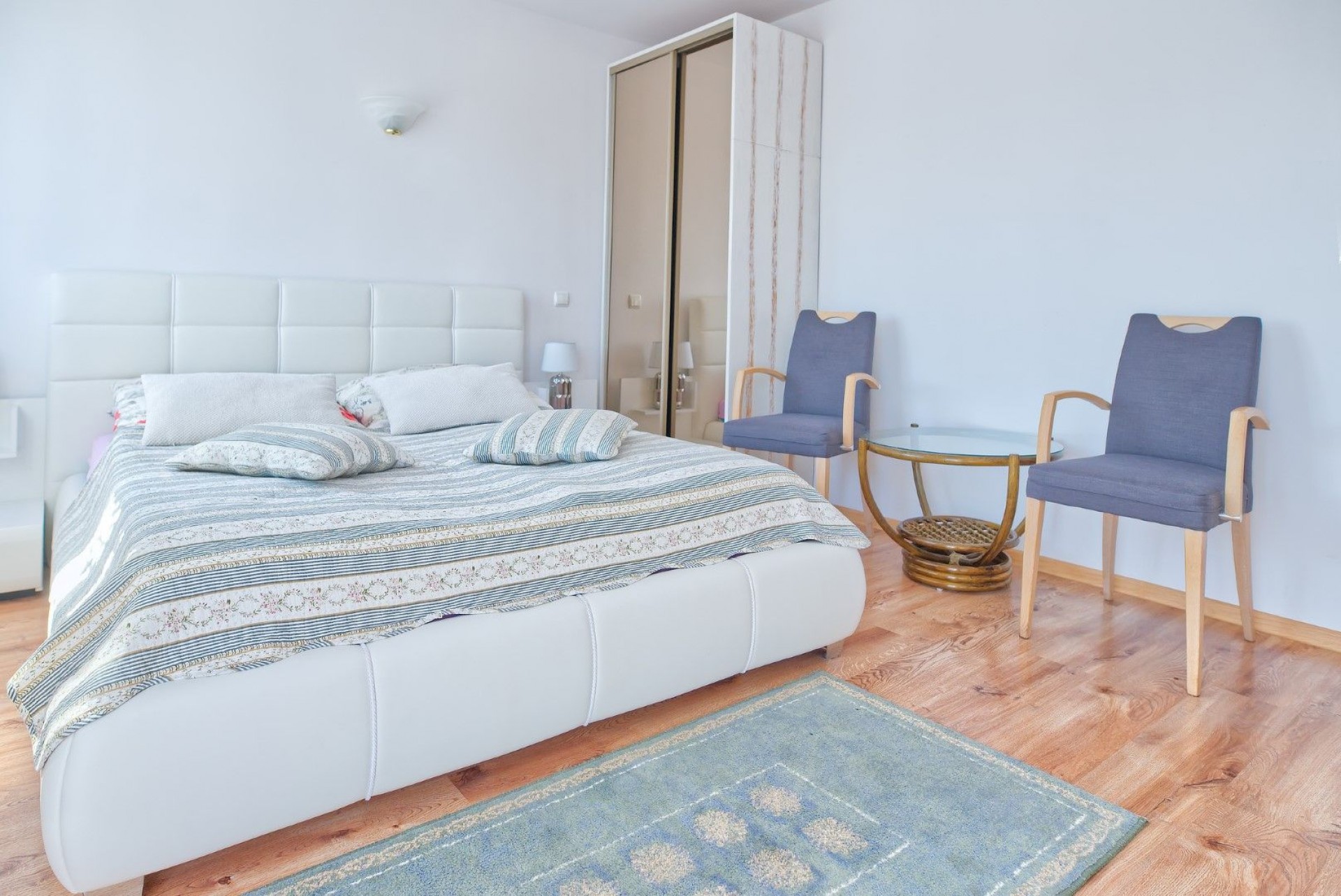 Pokoje, Apartament i Domek ATA