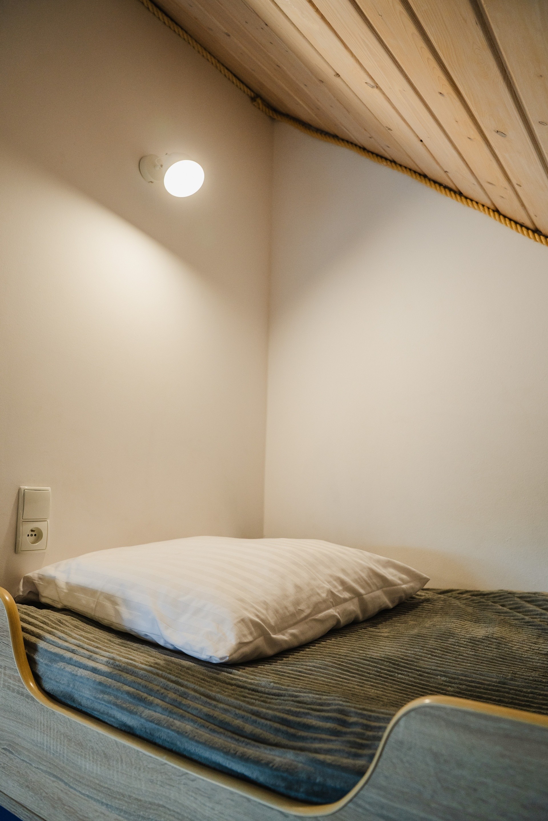 Sypielnia z balkonem