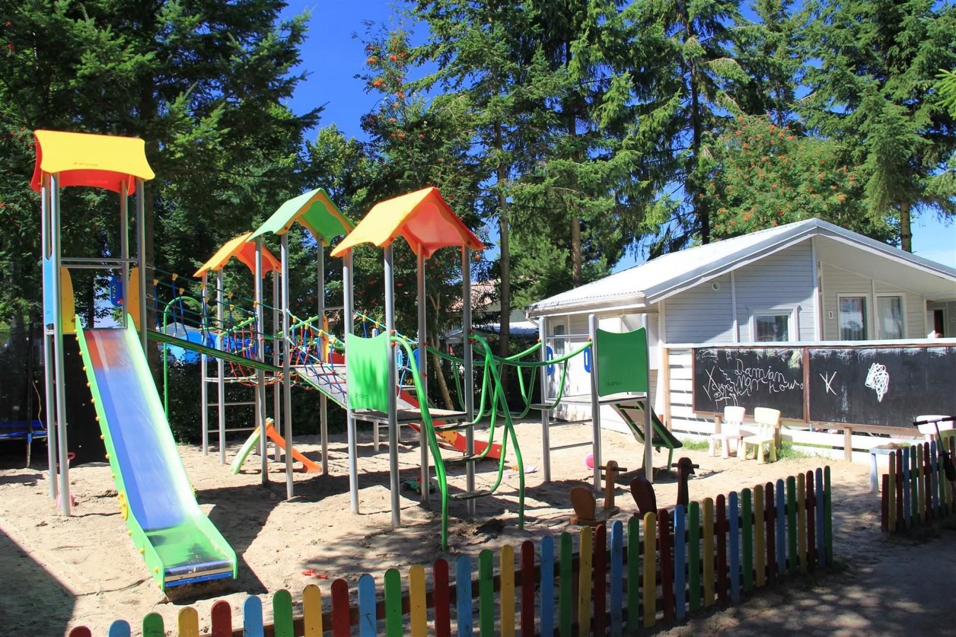 Domki letniskowe i pokoje WOJTEK