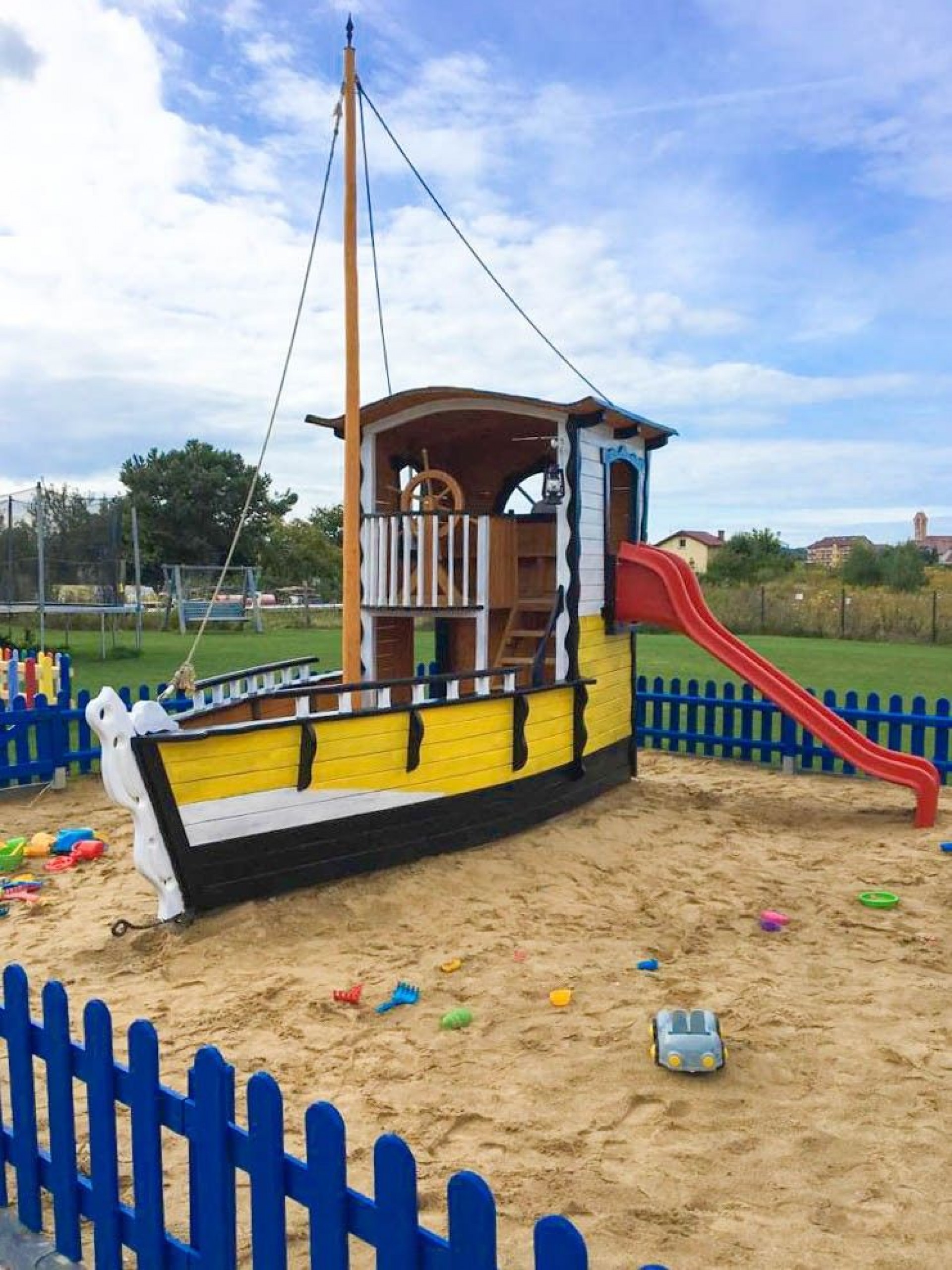 Domki Letniskowe Słoneczne Wzgórze