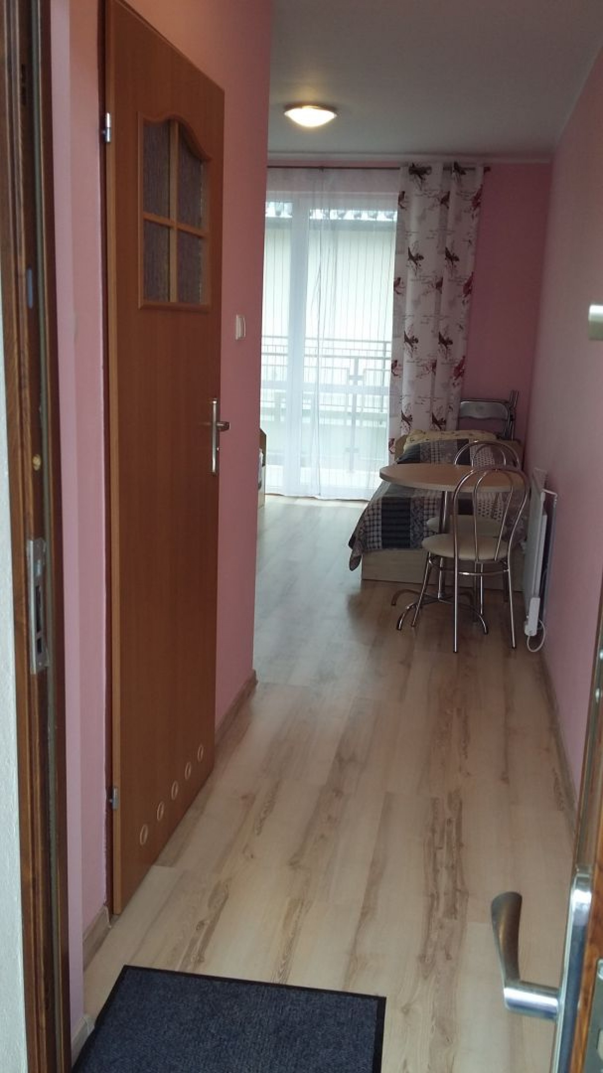 Pokoje Gościnne KU MORZU 1