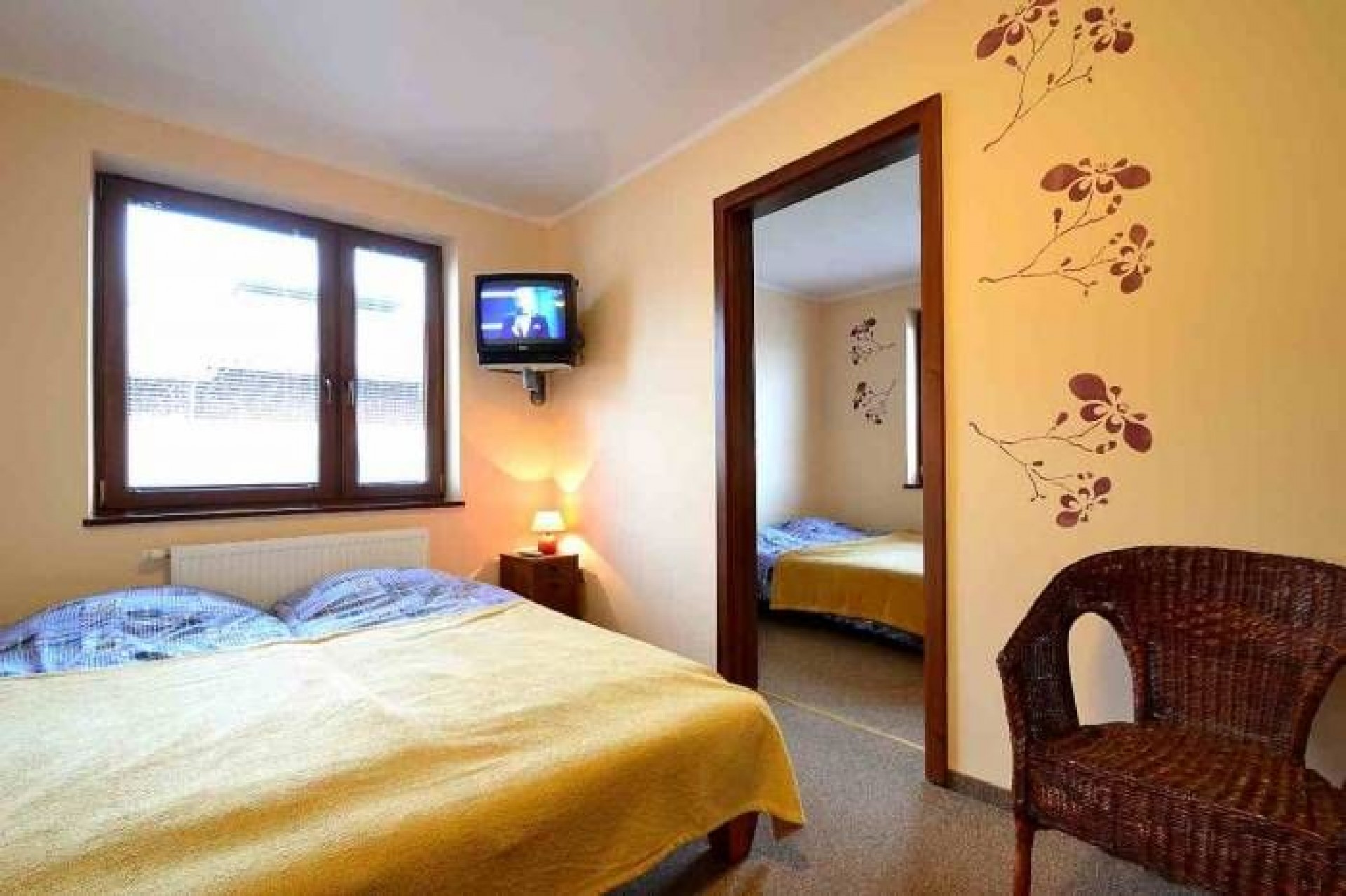 Pokoje i Apartamenty WITAJ