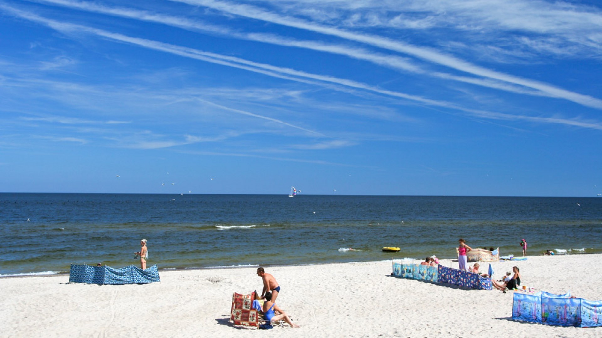 Morze i plaża w Łukęcinie
