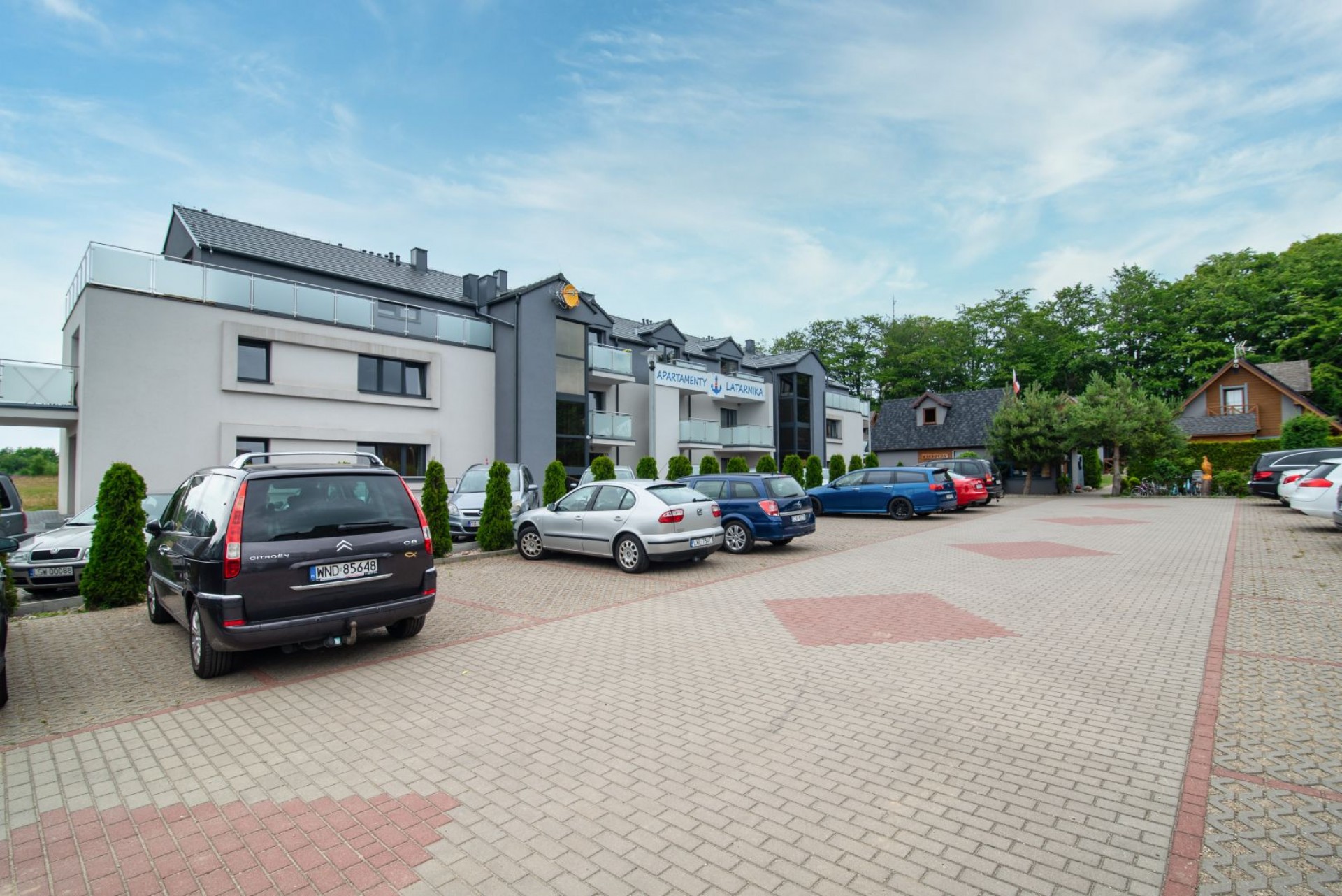 Domki i apartamenty LATARNIKA