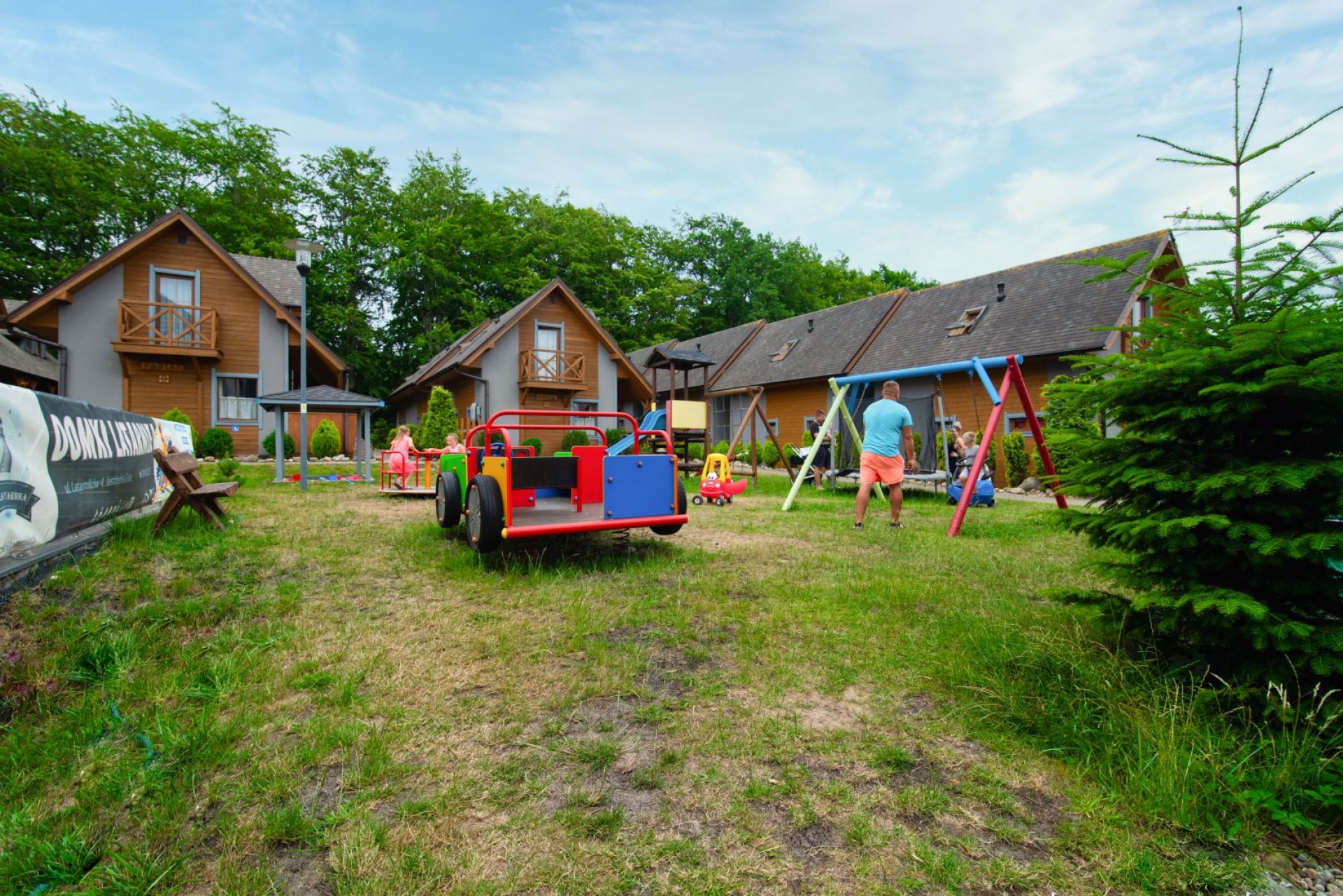 Domki i apartamenty LATARNIKA