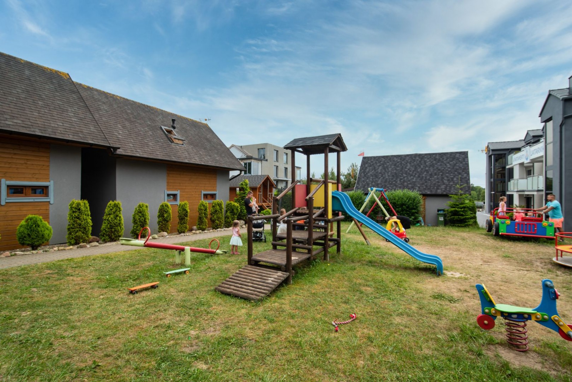 Domki i apartamenty LATARNIKA