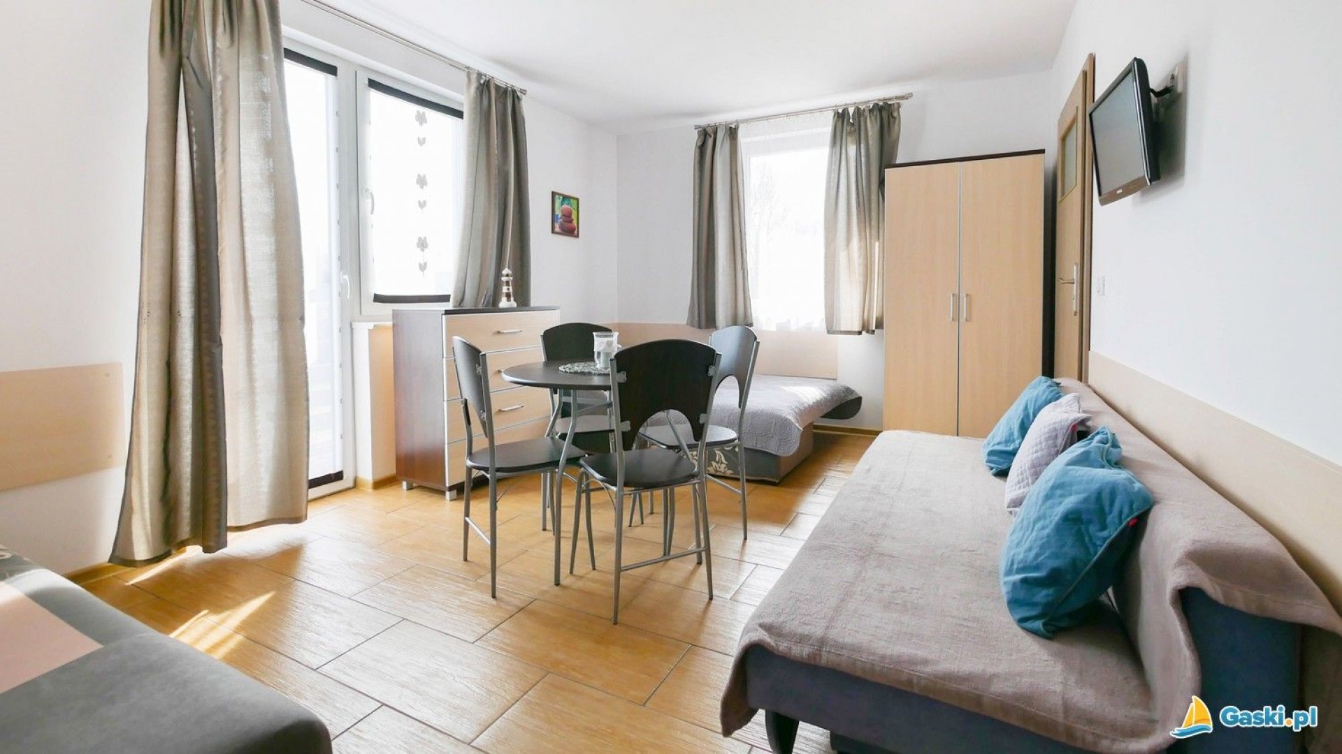 Pokoje i Domki BIAŁA PLAŻA