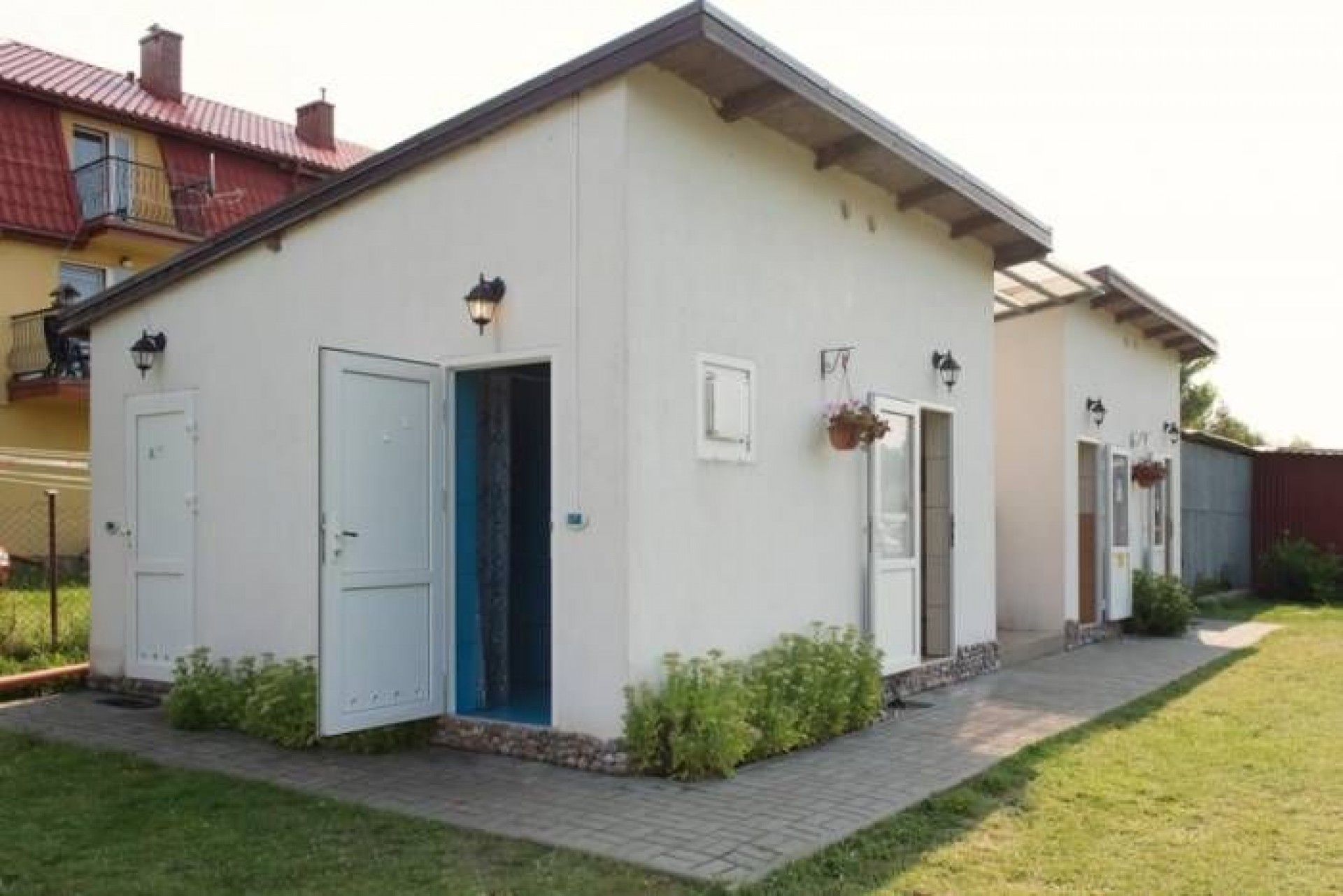 Pokoje i Domki BIAŁA PLAŻA