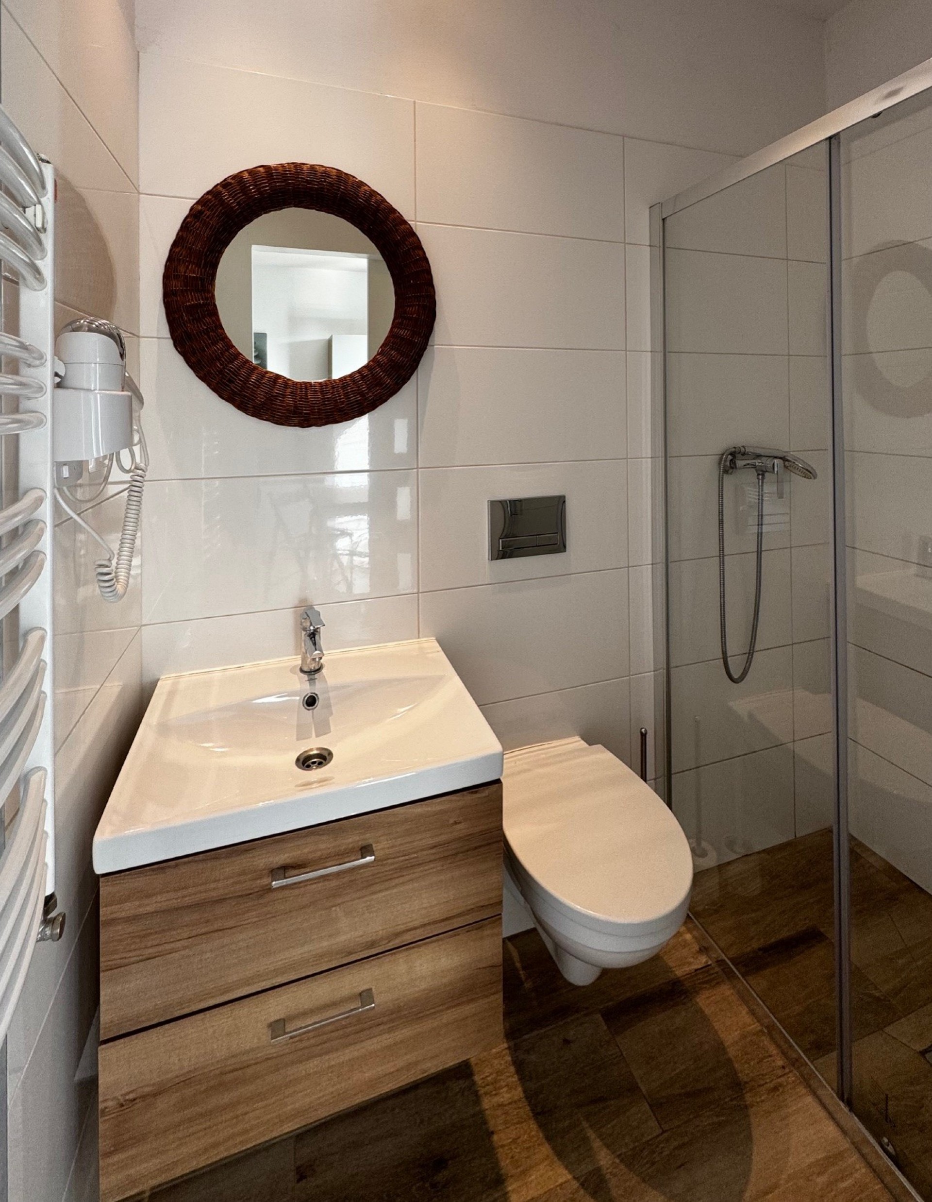 Pokoje i Apartamenty KOLIBER