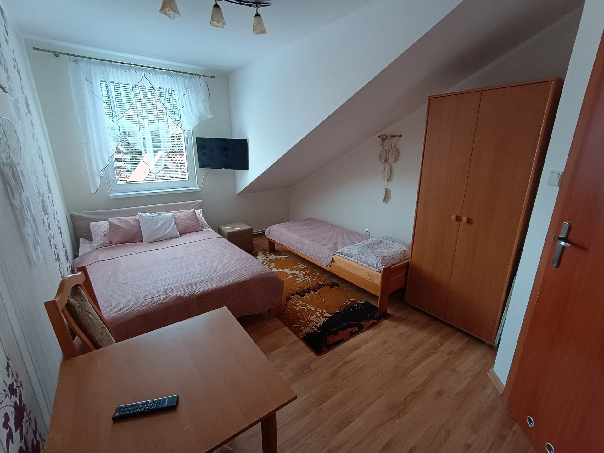 pokój nr 5 z łazienką