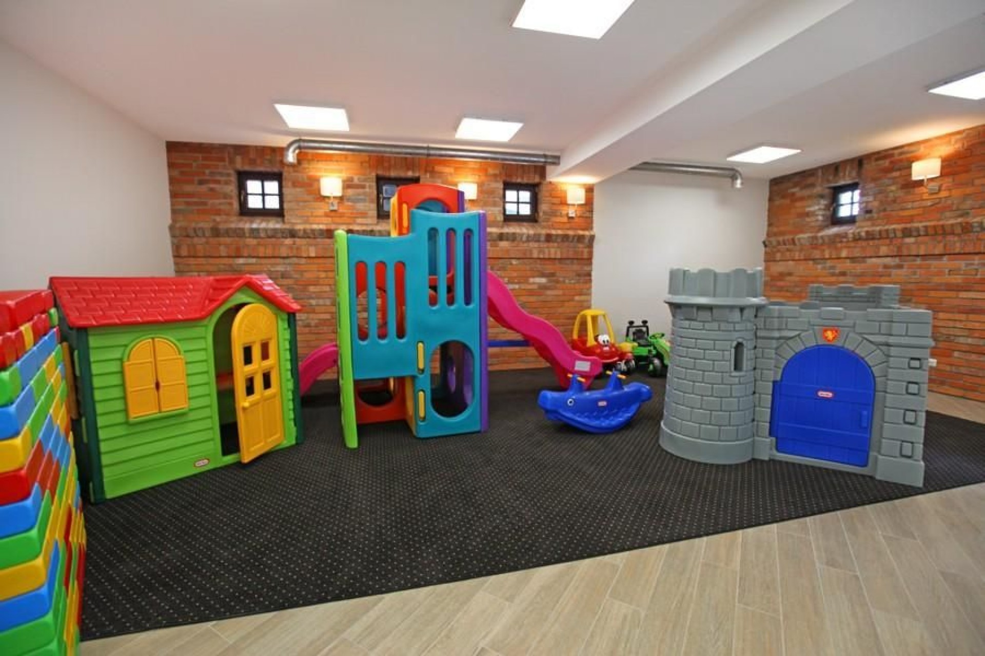 Domki Apartamentowe HALLERÓWKA