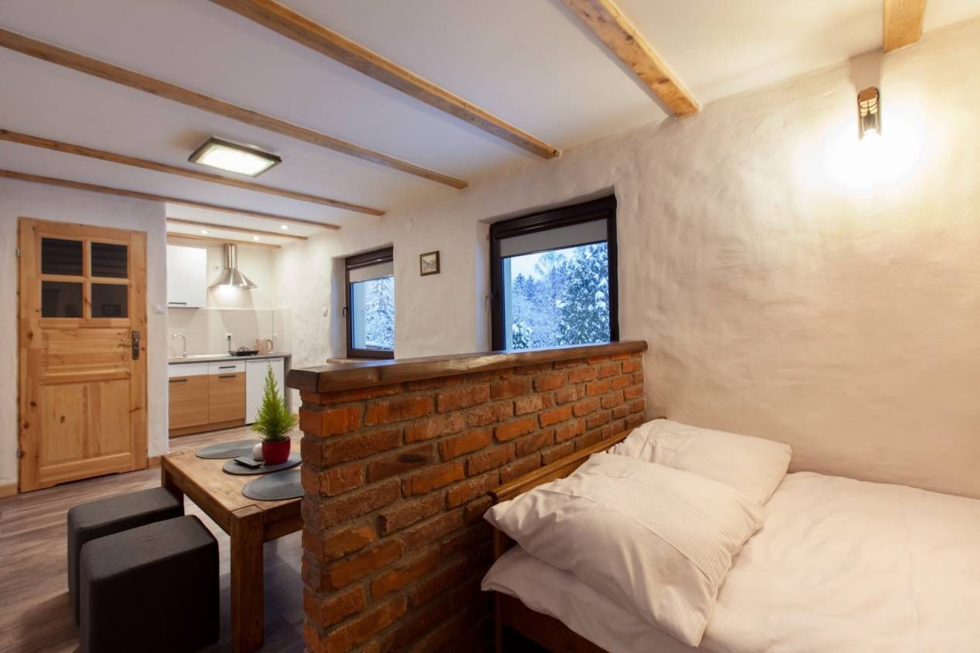 APARTAMENTY - POKOJE ARAMIKA