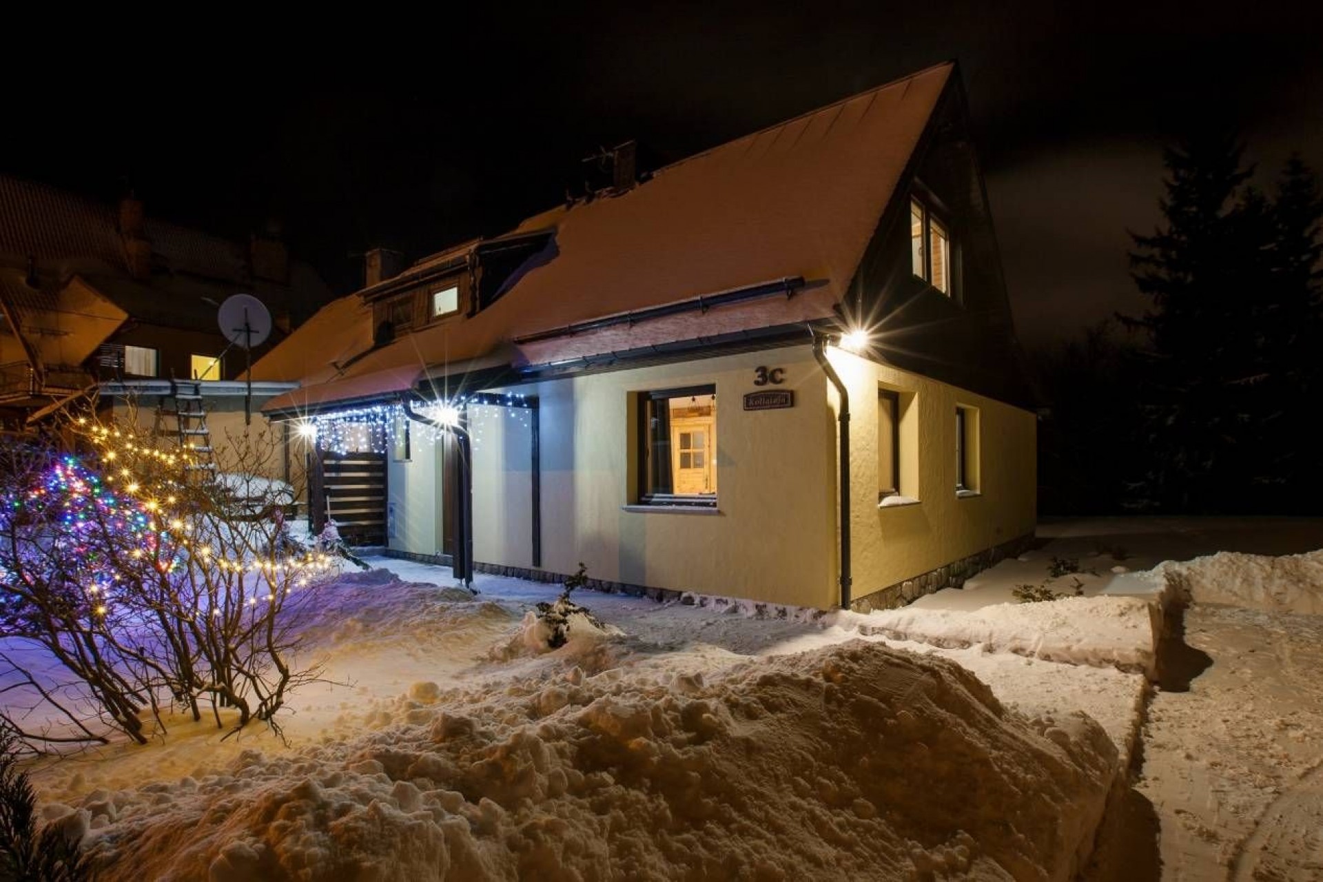 APARTAMENTY - POKOJE ARAMIKA