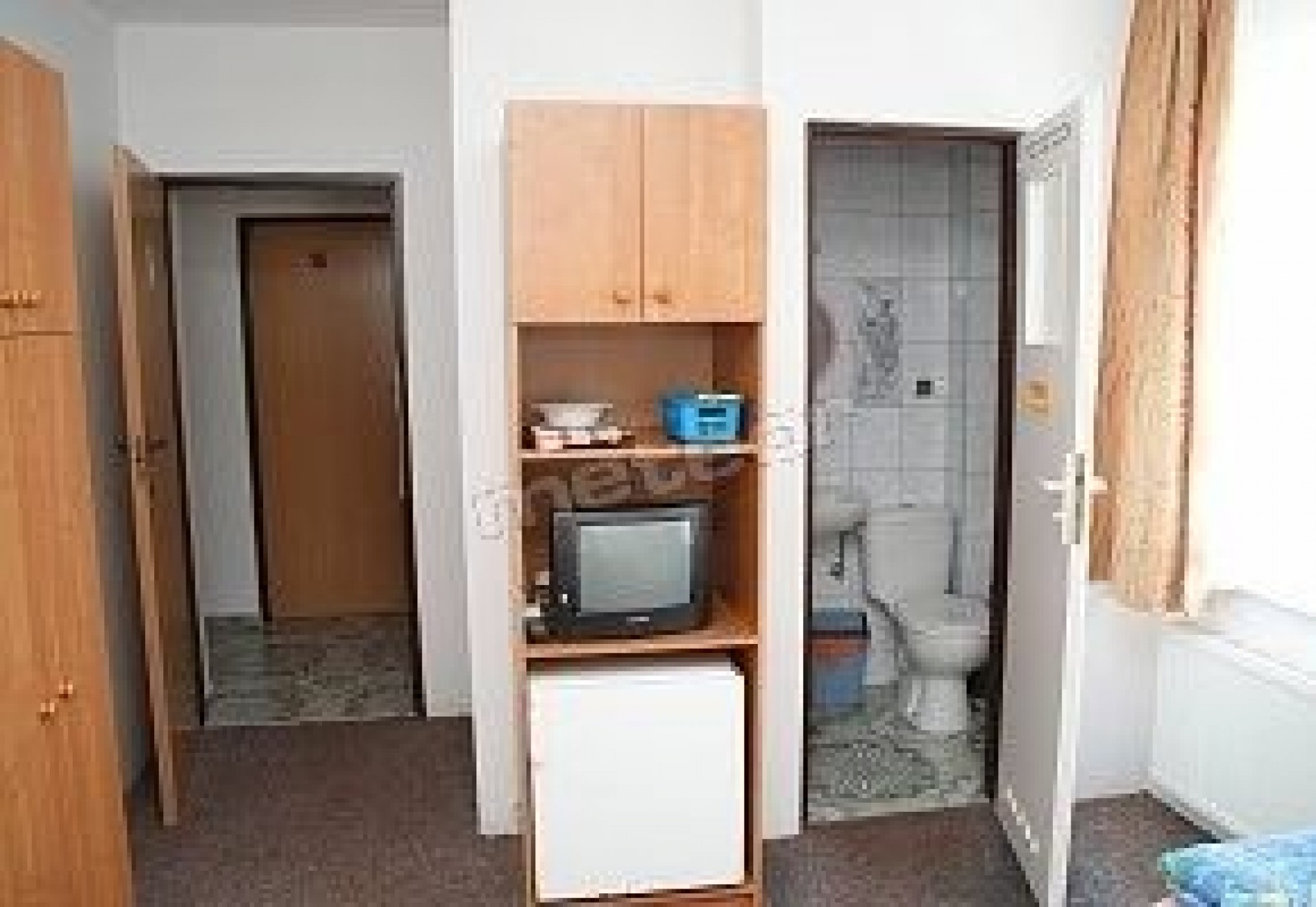 Całoroczny Dom Wczasowo-Hotelowy NAD MORZEM