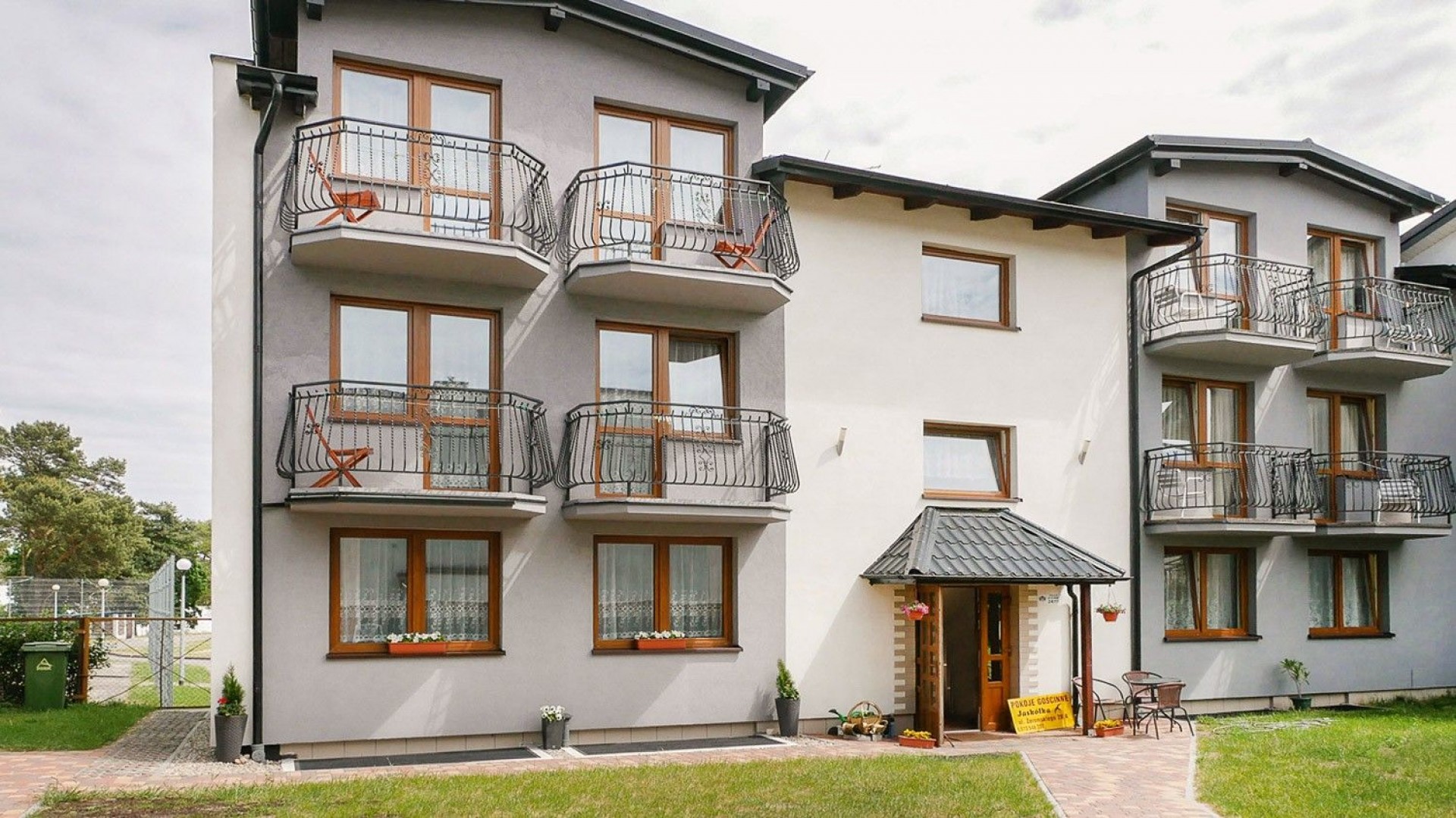 Pokoje JASKÓŁKA