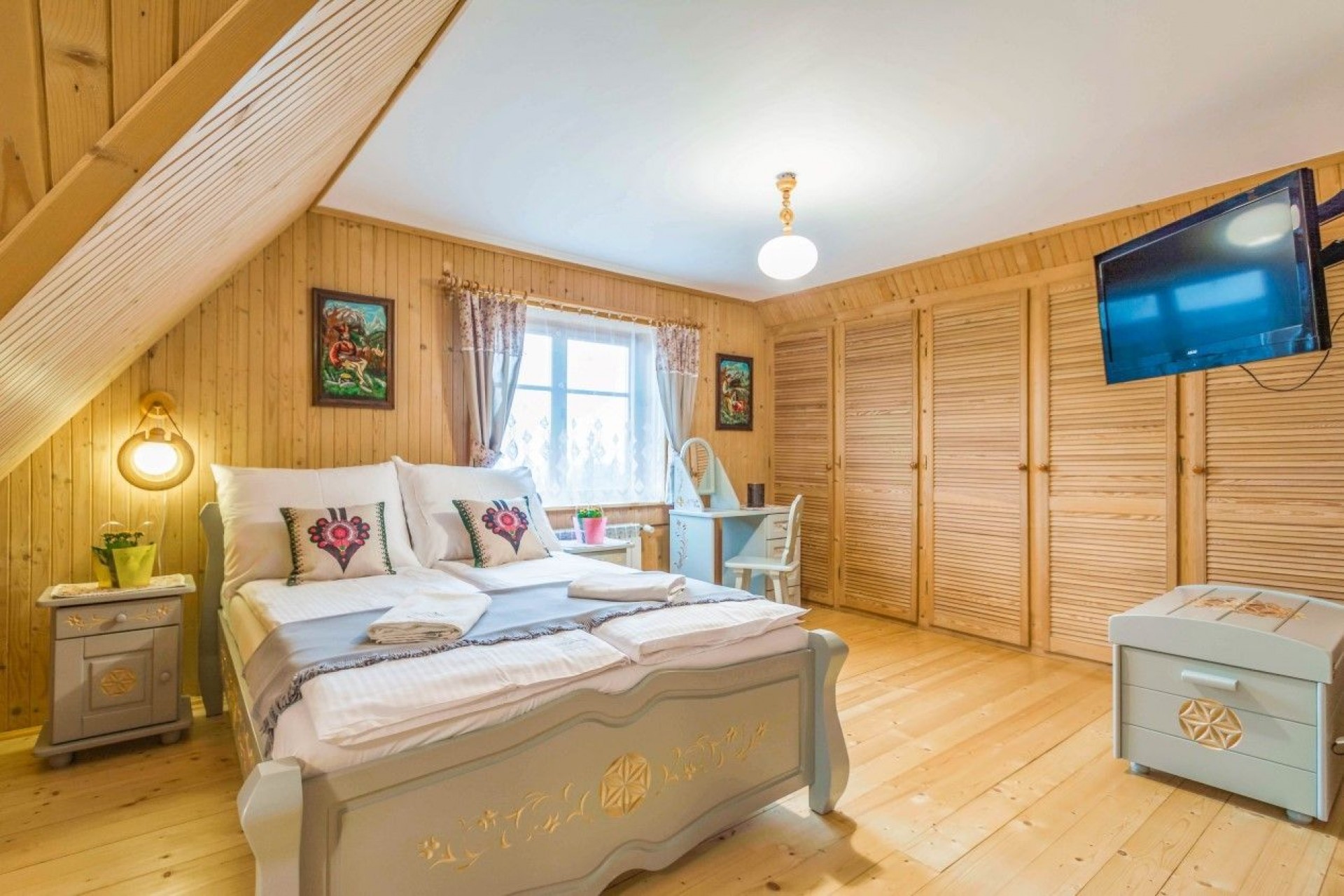 GOŚCINIEC REGIONALNY