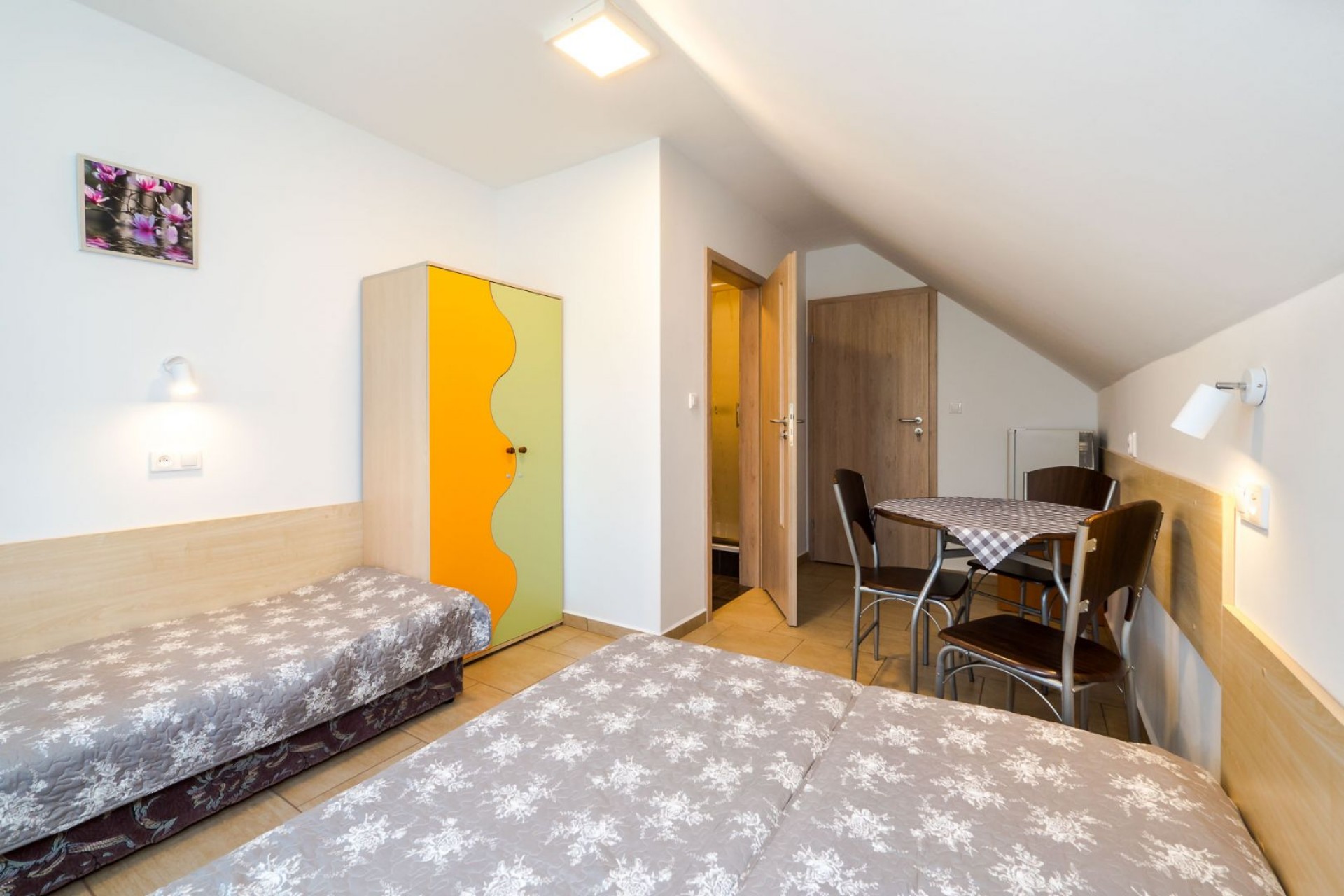 Pole Namiotowe i Pokoje U GIENIA