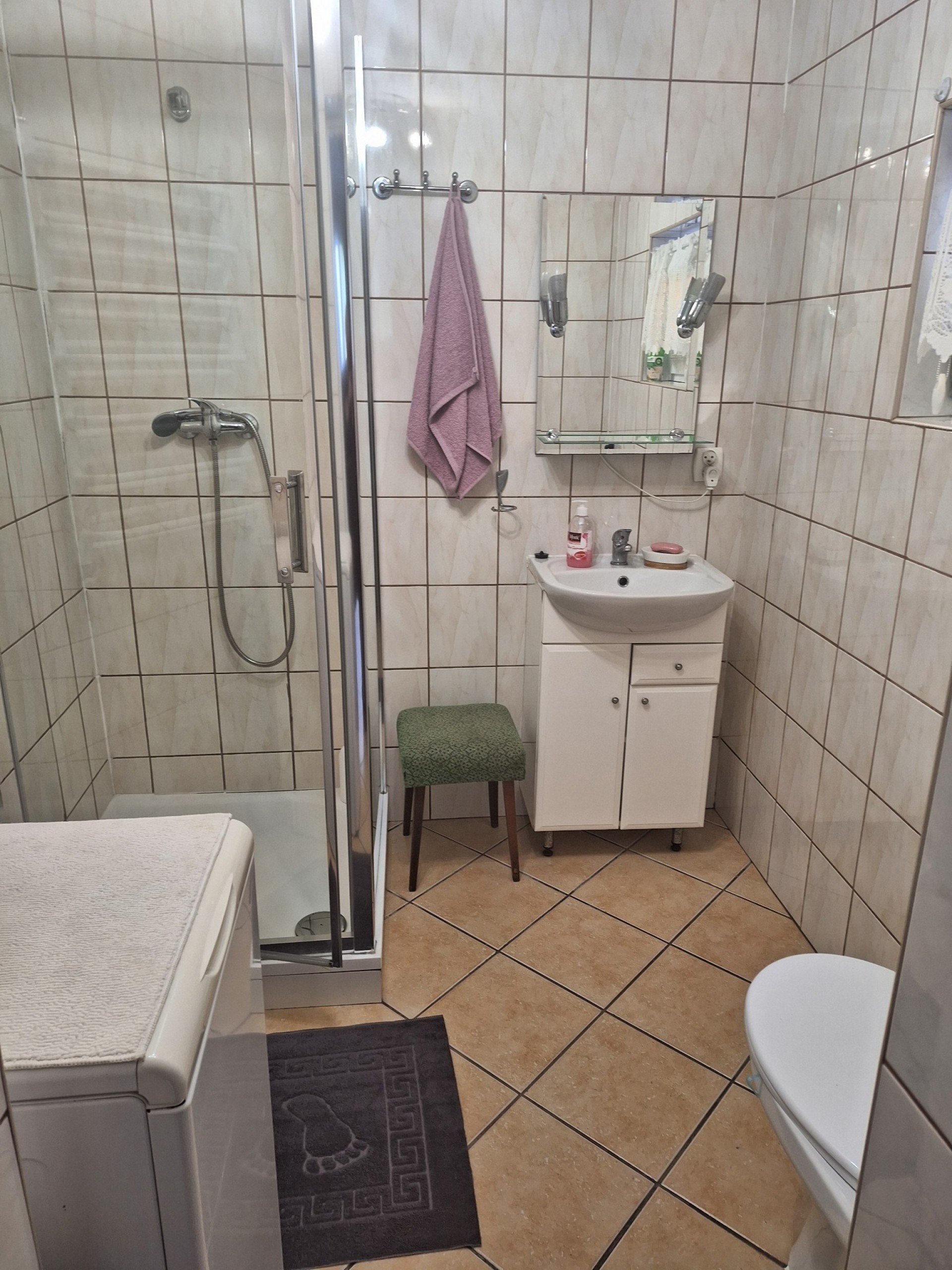 Mieszkanie 2 pokojowe 5.os.