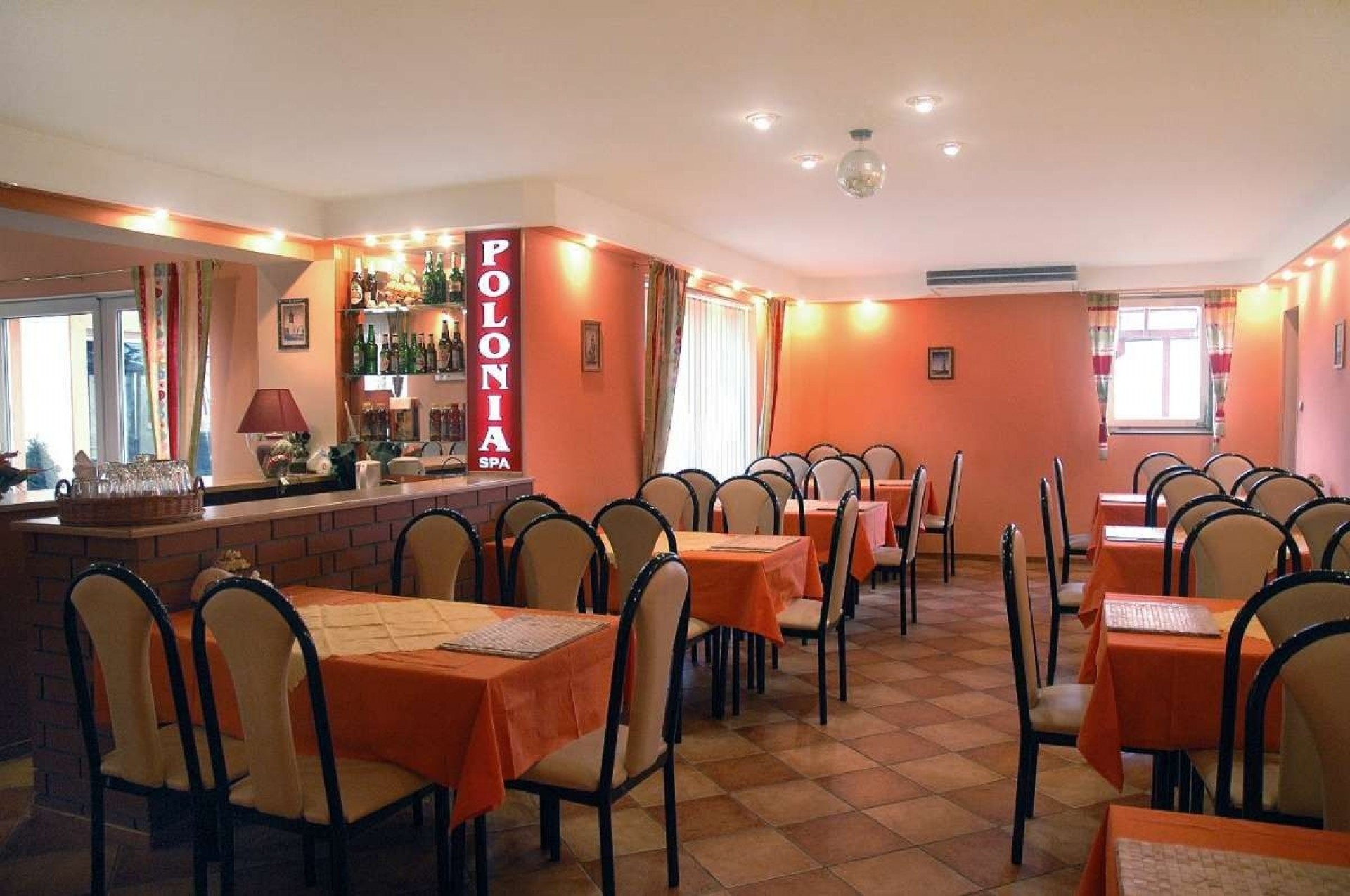 Ośrodek Wczasowy POLONIA