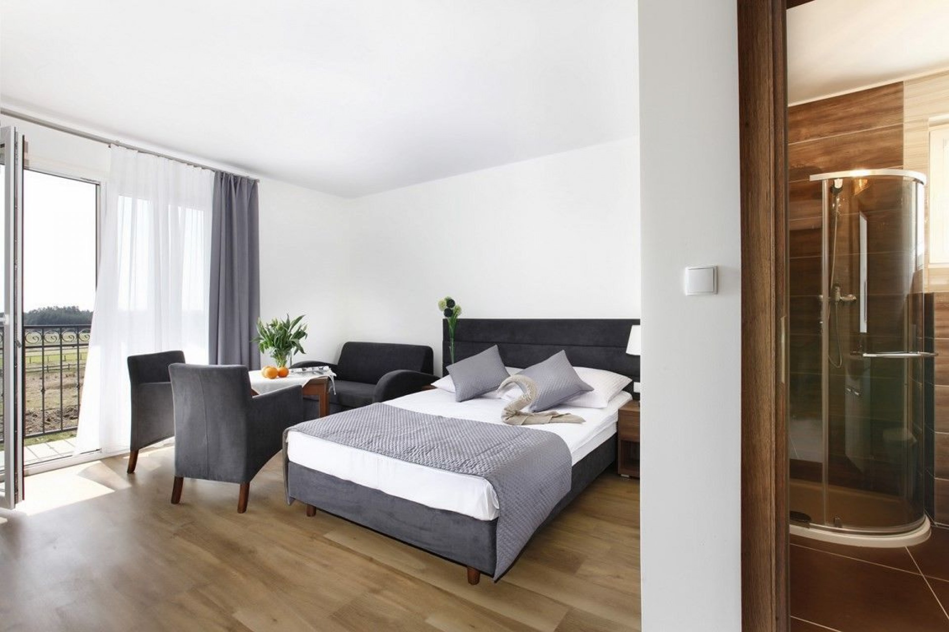 Pokoje Gościnne AGAT i Apartamenty JERRY