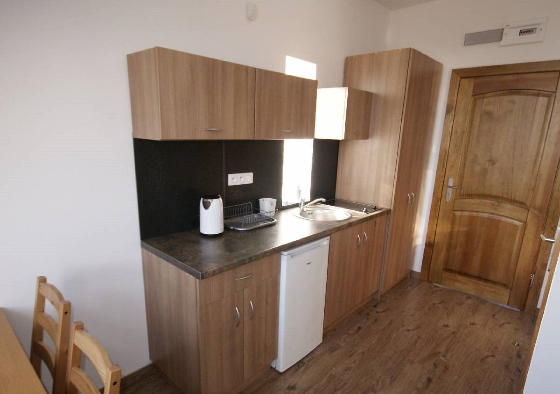 Pokoje Gościnne JASKÓŁKA