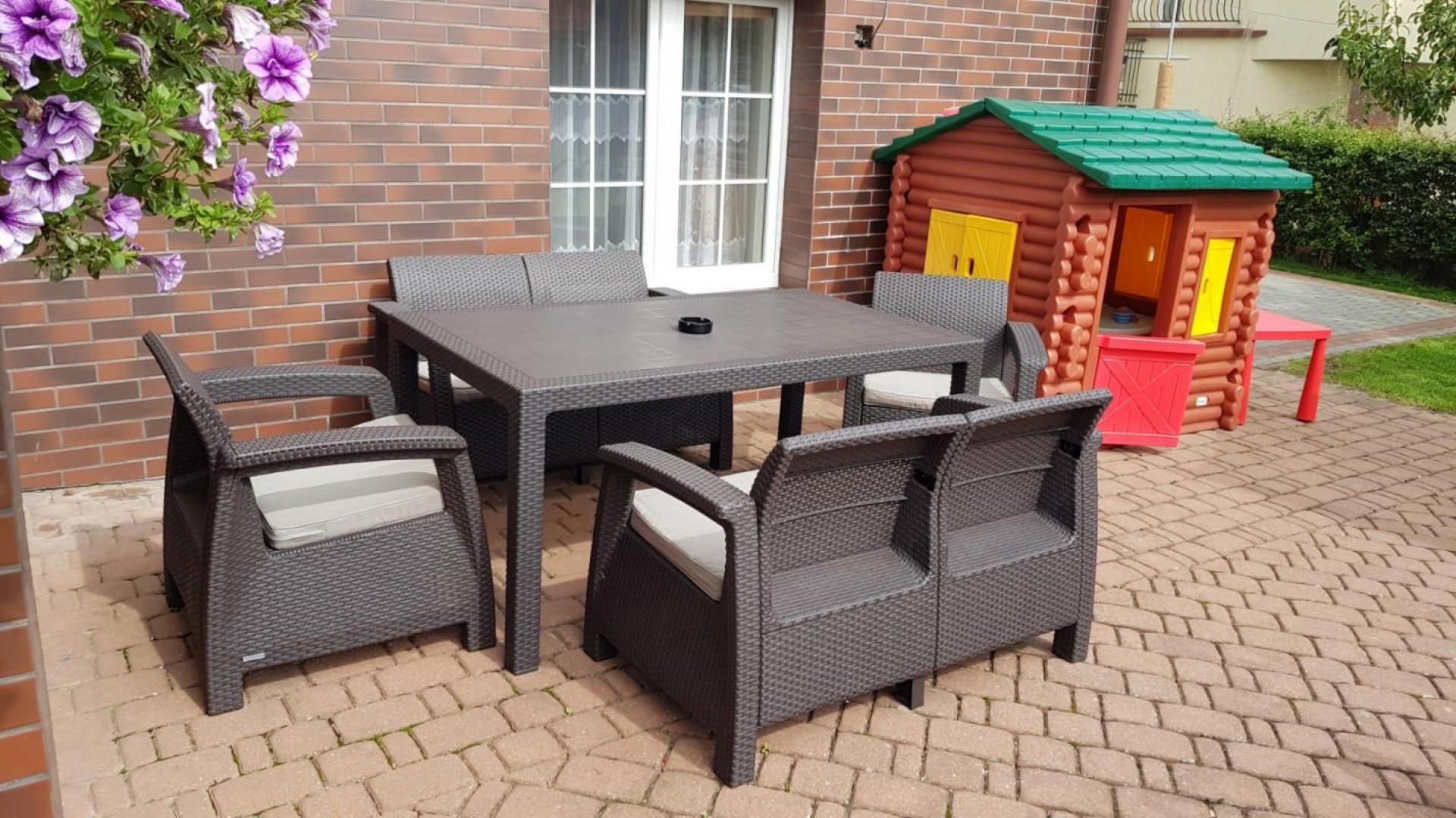 Dom Gościnny "Róża Wiatrów"