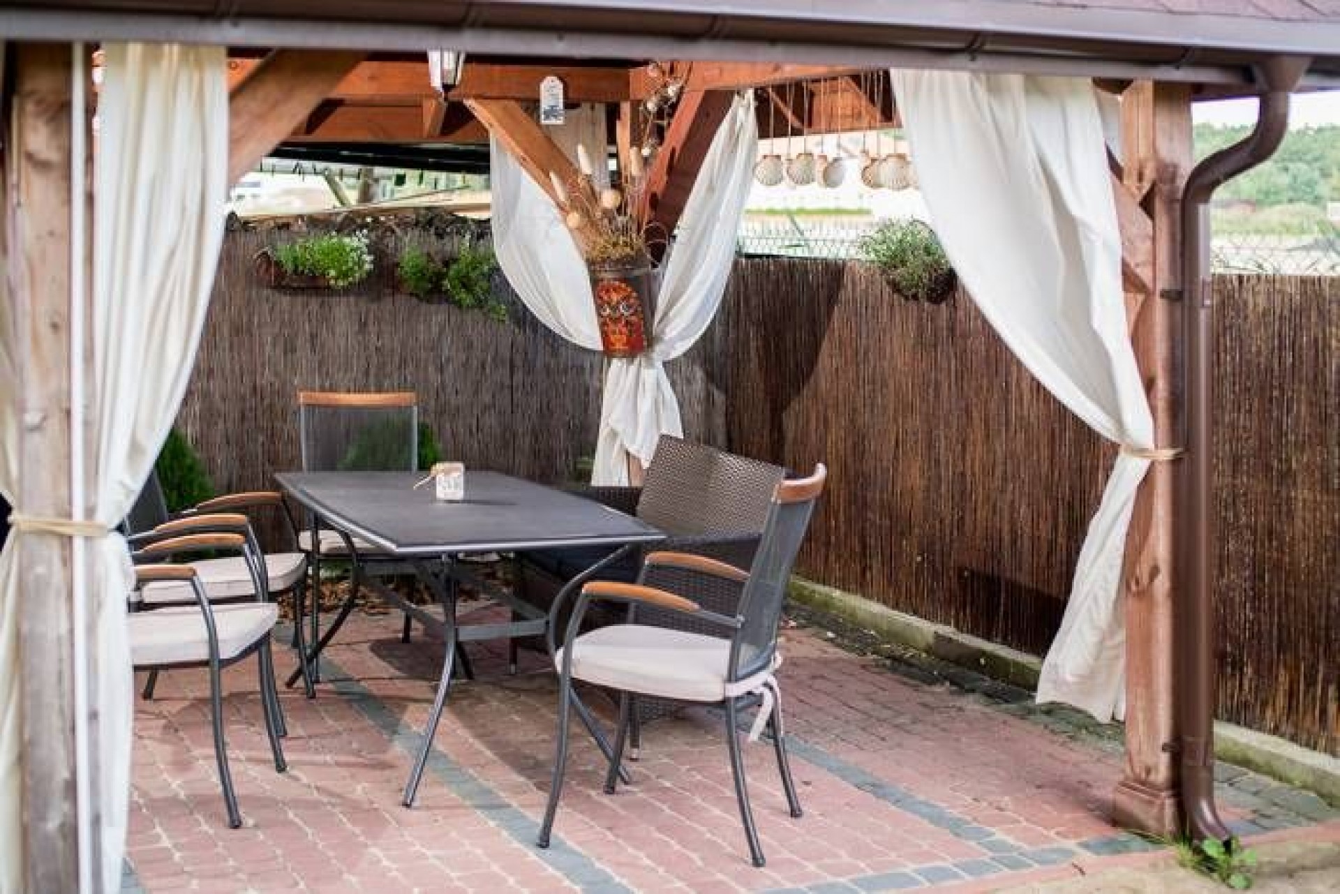 Pokoje Gościnne STOKROTKA