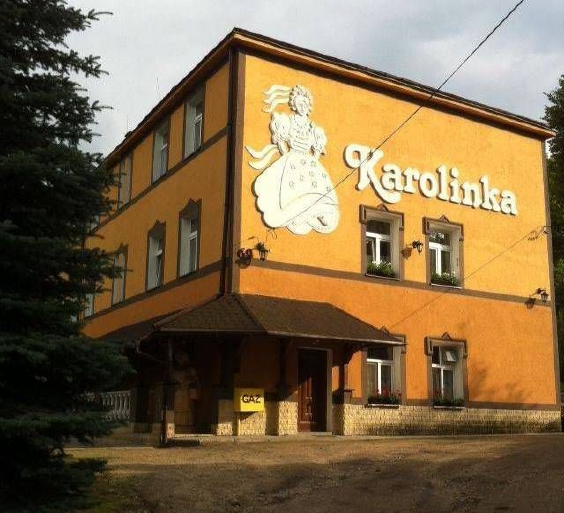 Ośrodek Kolonijno-Wczasowy KAROLINKA