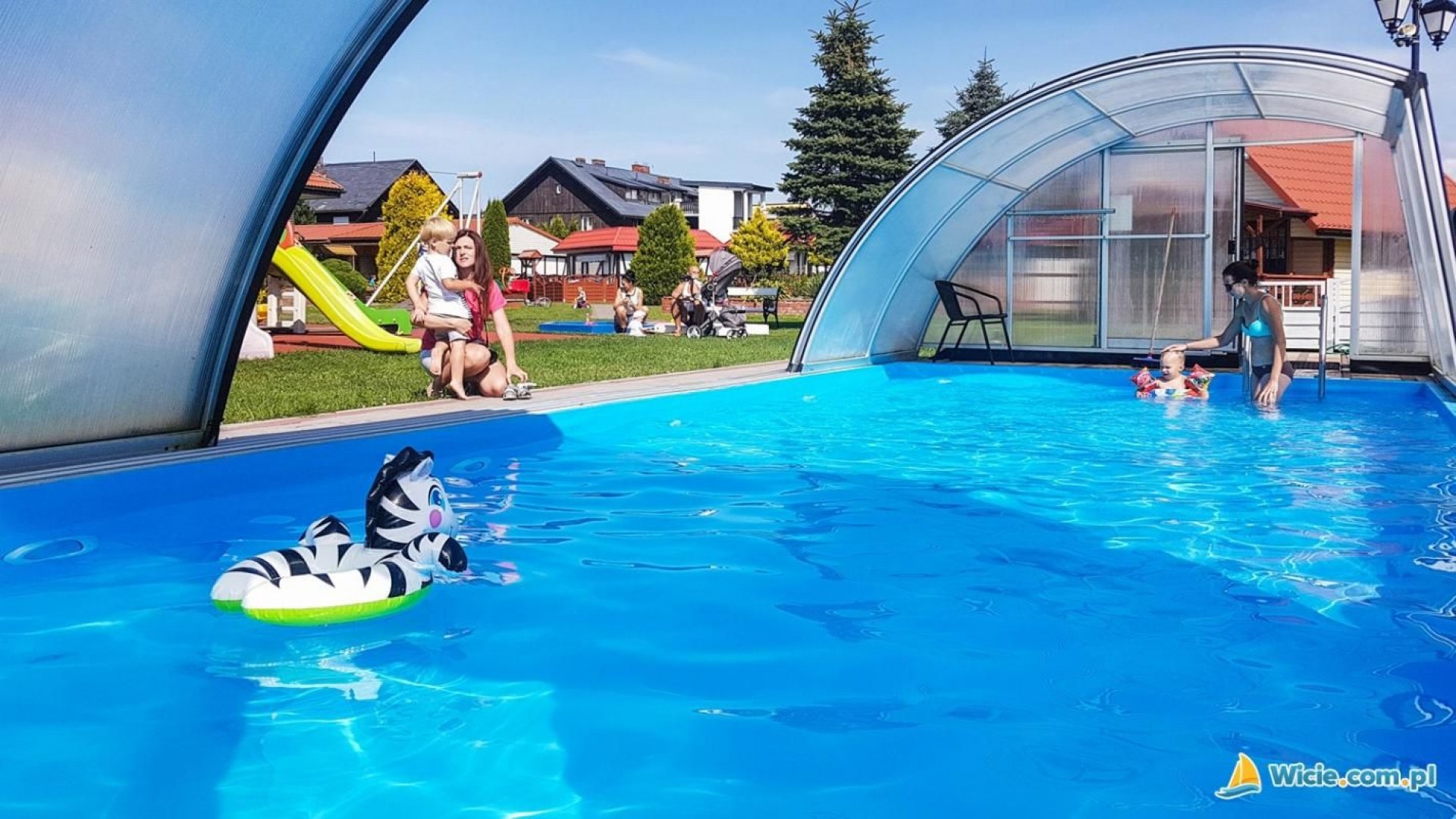 Domki i Pokoje NEPTUN