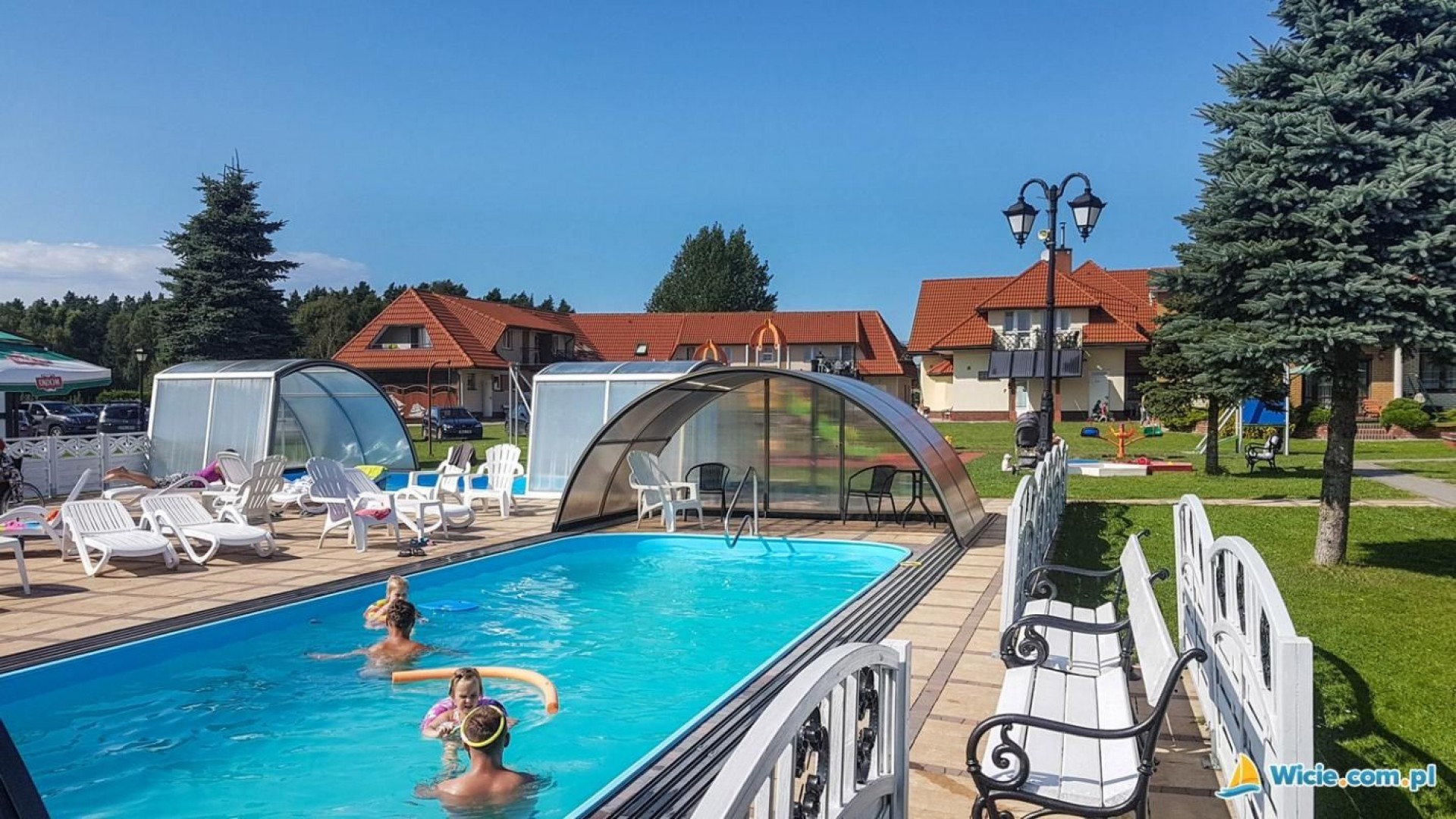 Domki i Pokoje NEPTUN