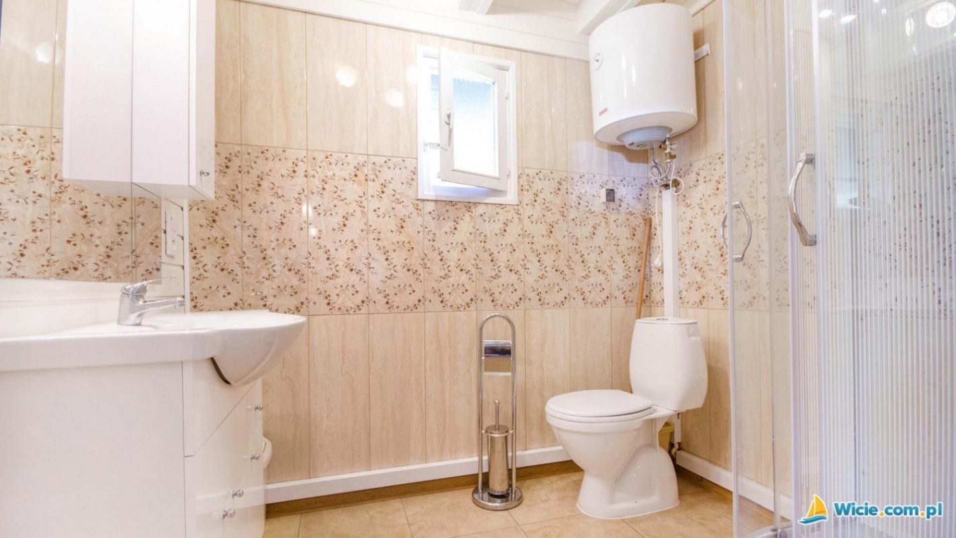 Domki i Pokoje NEPTUN