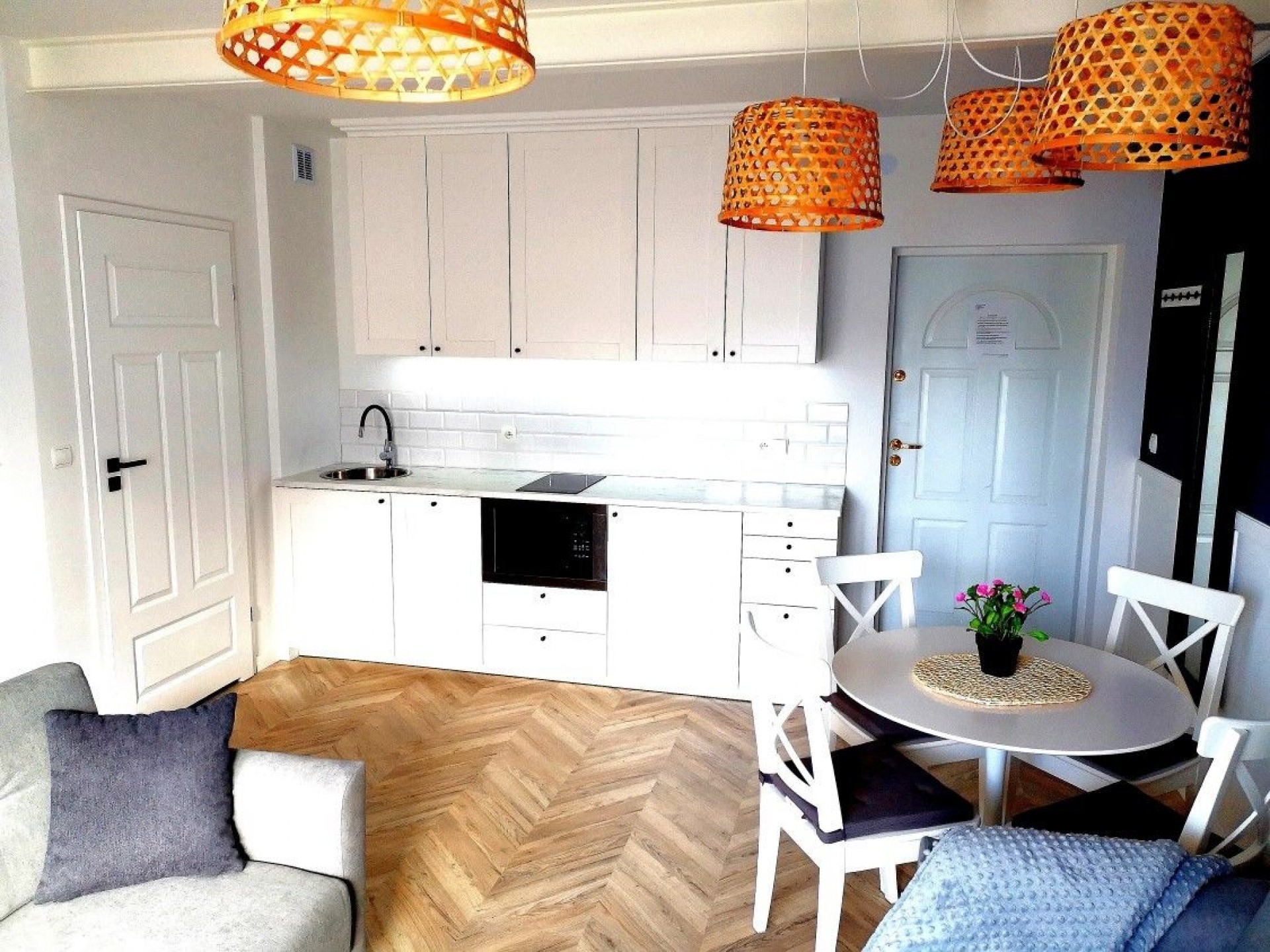 Pokoje Gościnne JANTAR