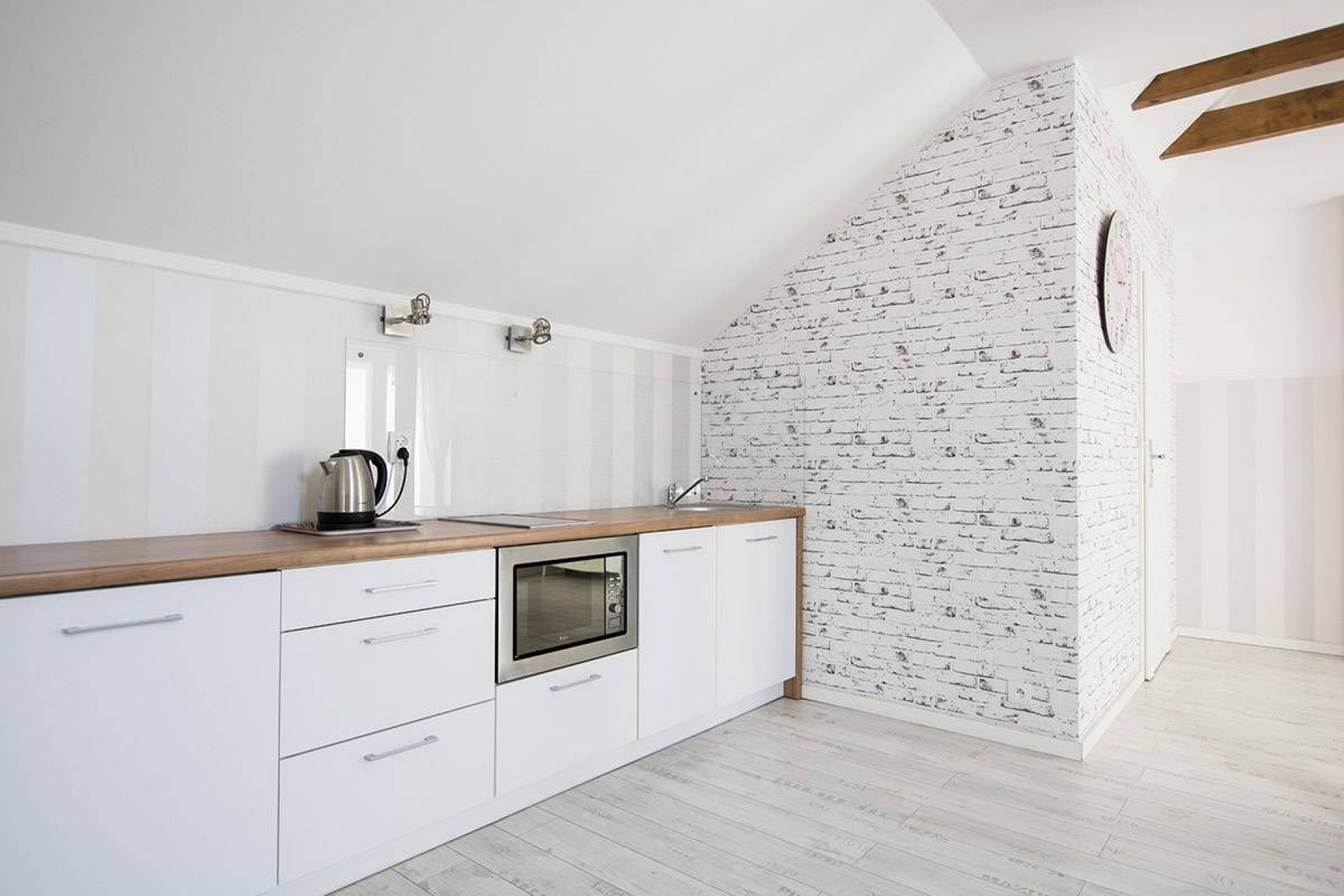 Pokoje Gościnne JANTAR