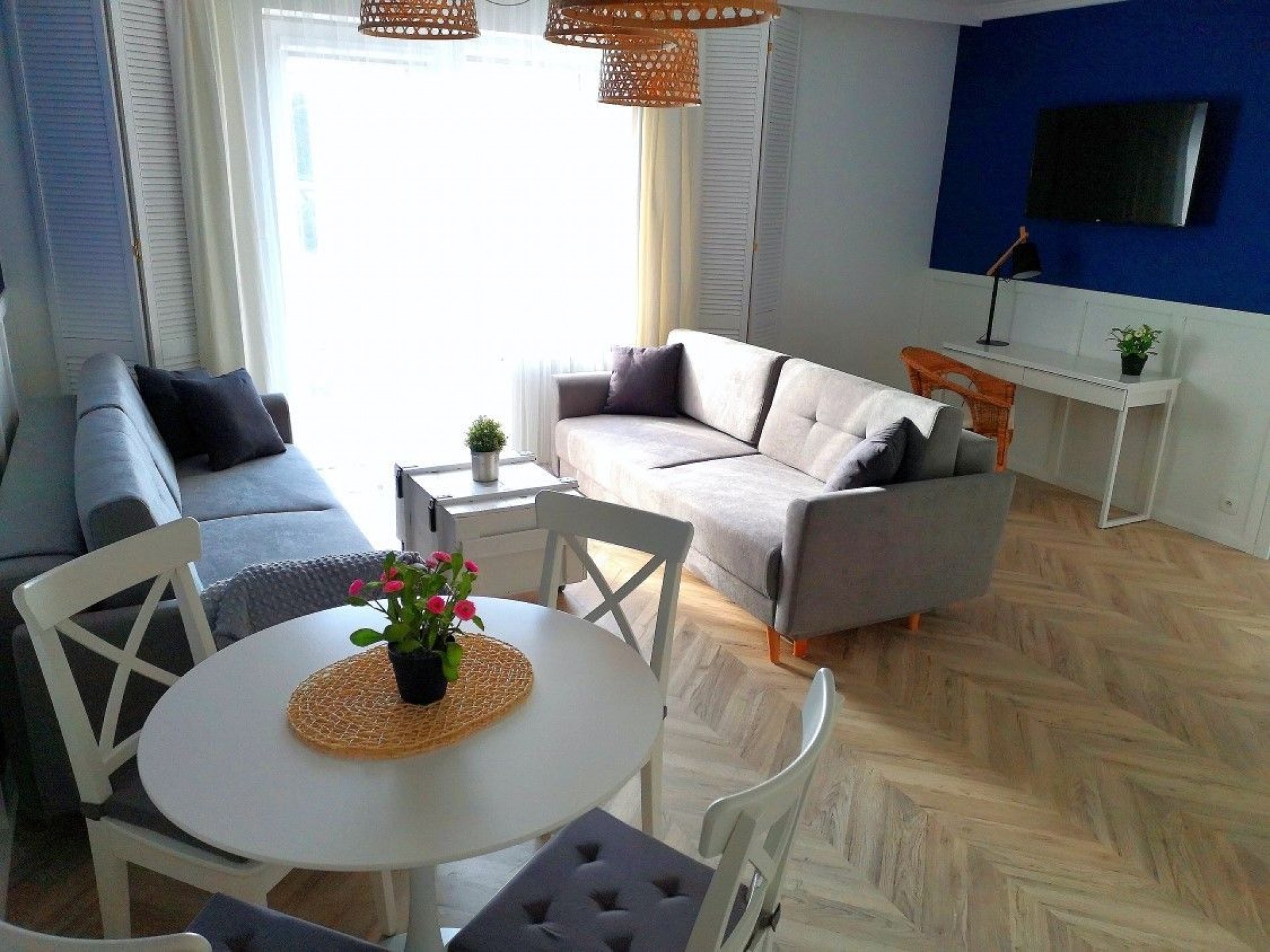 Pokoje Gościnne JANTAR