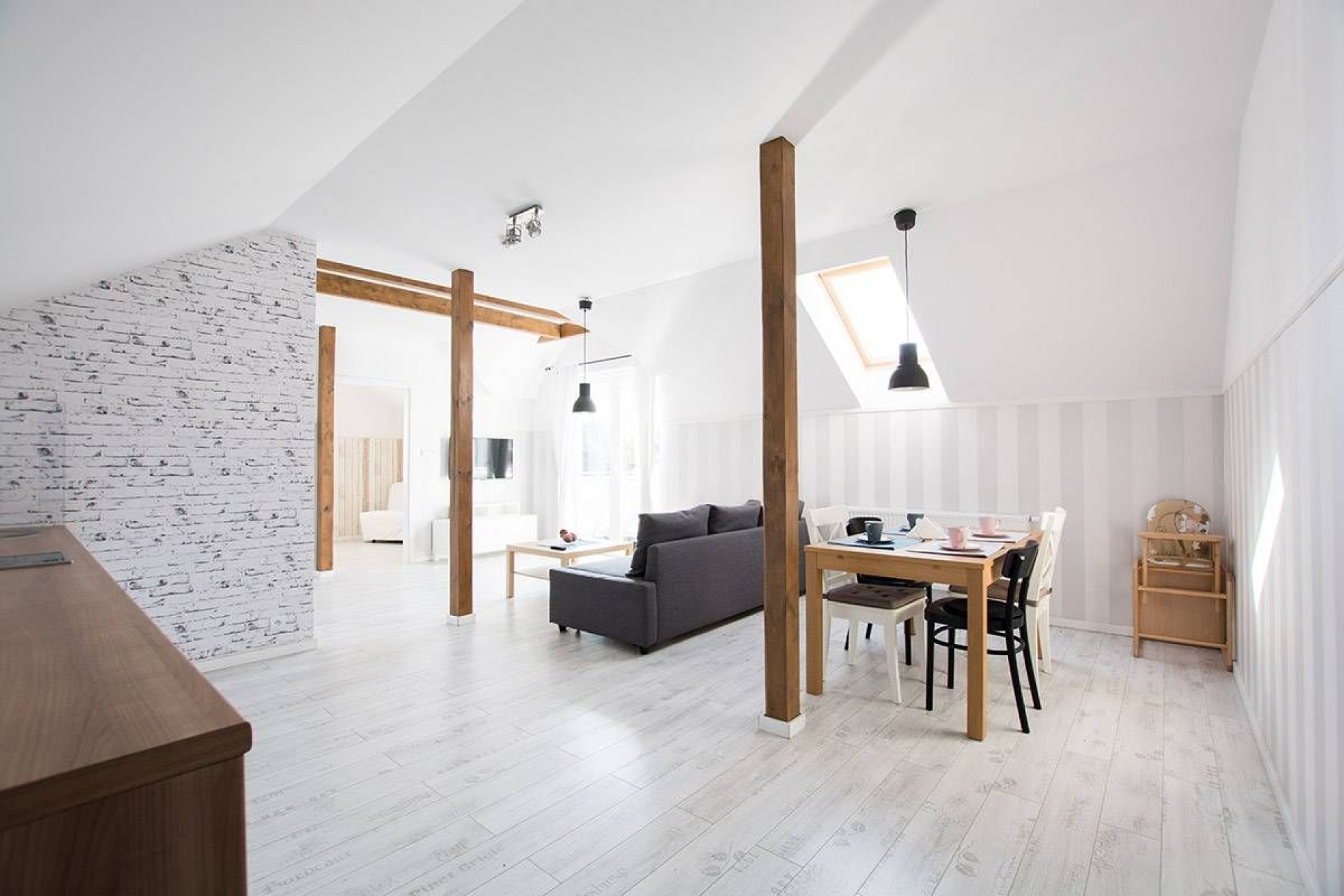 Pokoje Gościnne JANTAR