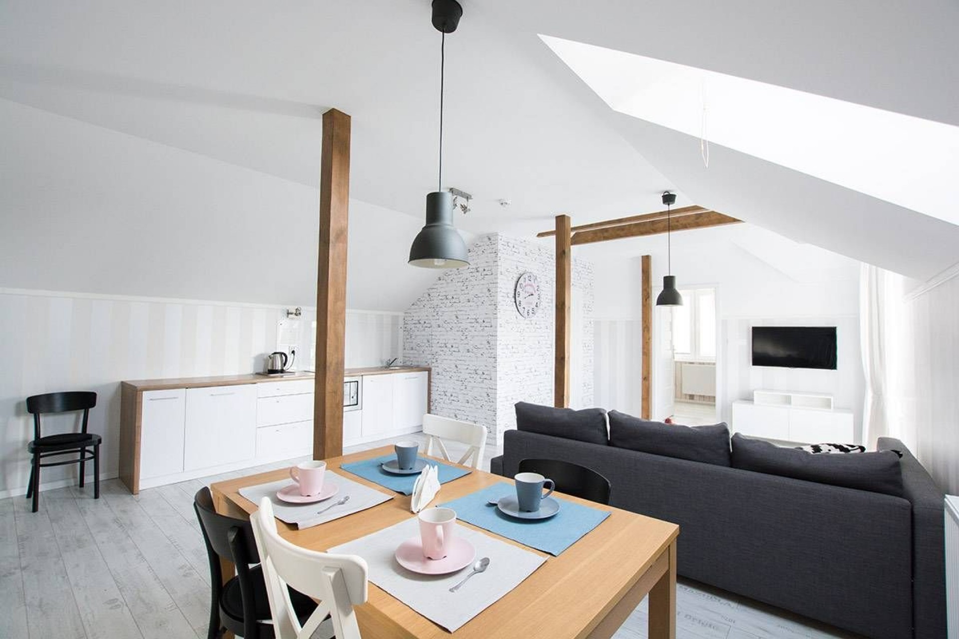 Pokoje Gościnne JANTAR