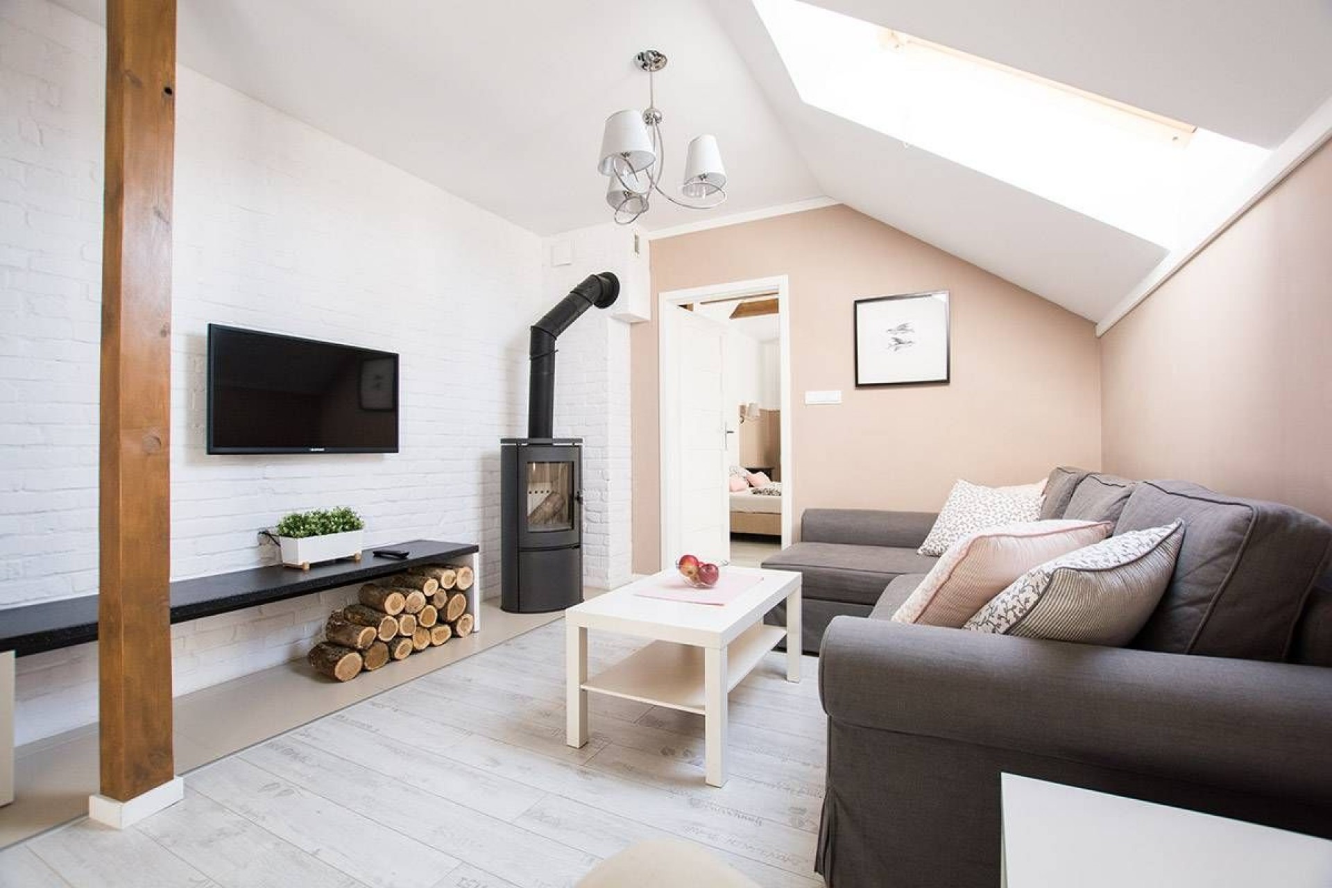 Pokoje Gościnne JANTAR