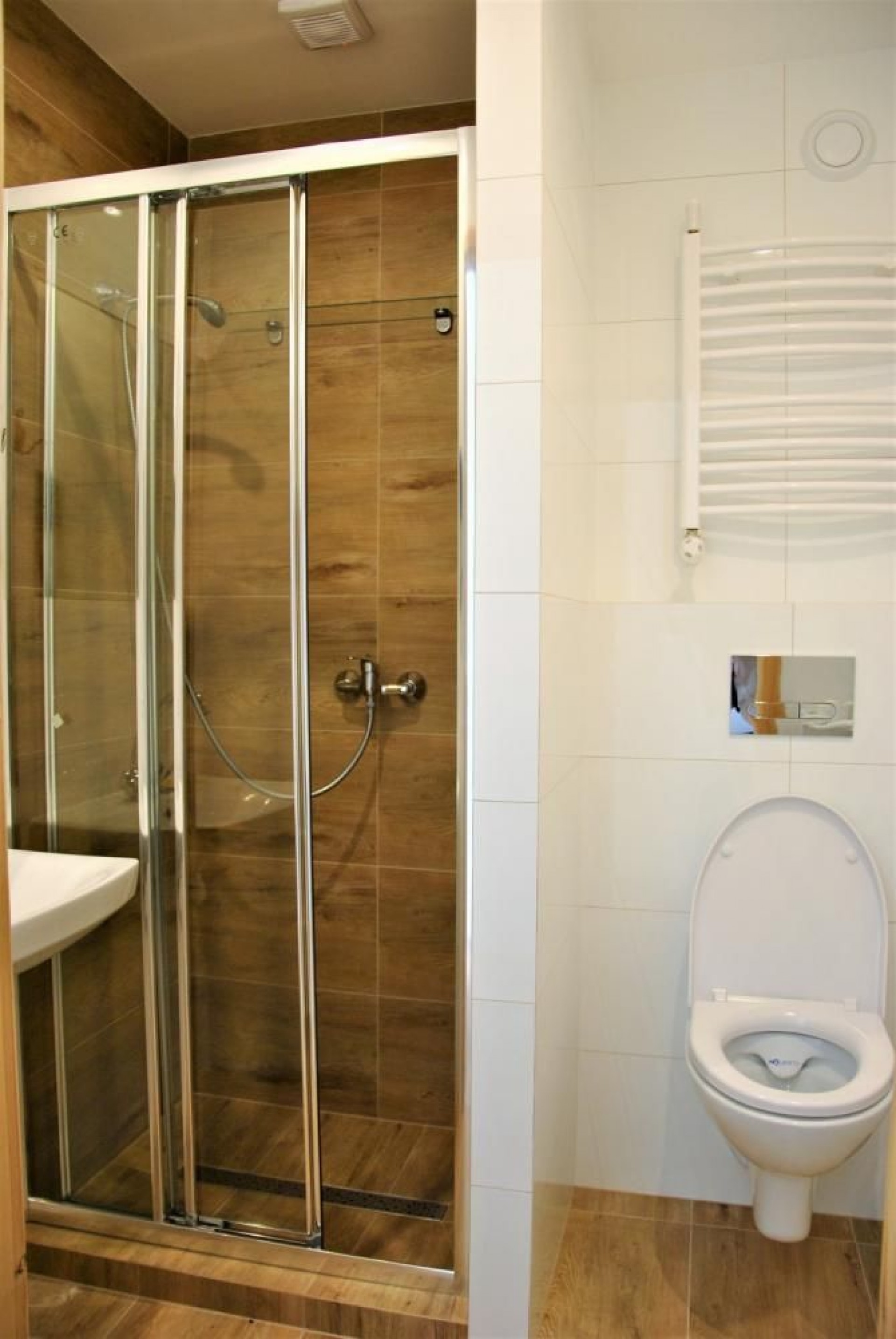 Pokoje i Apartamenty LAGUNA