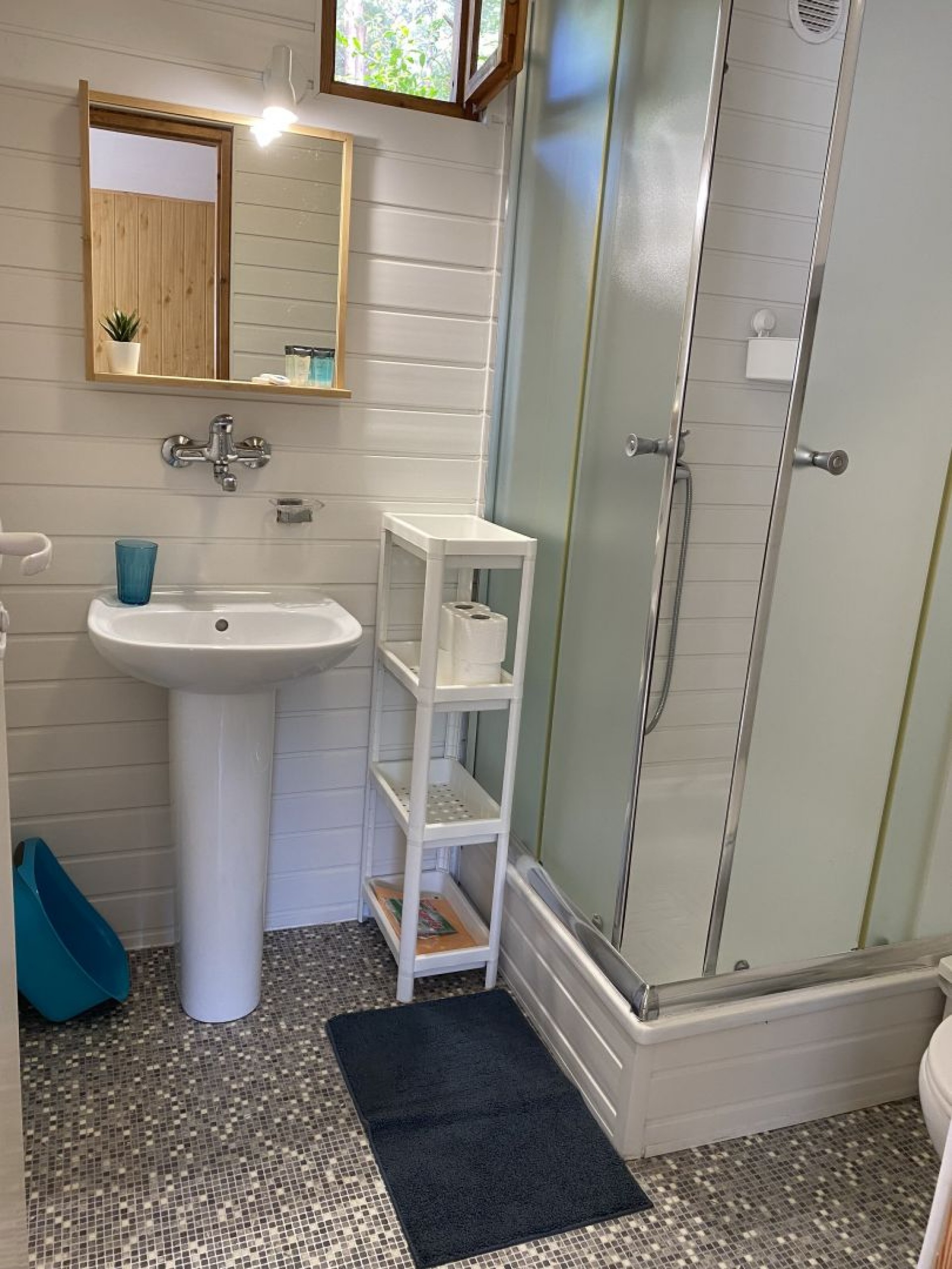 Domki letniskowe i pokoje JAREK