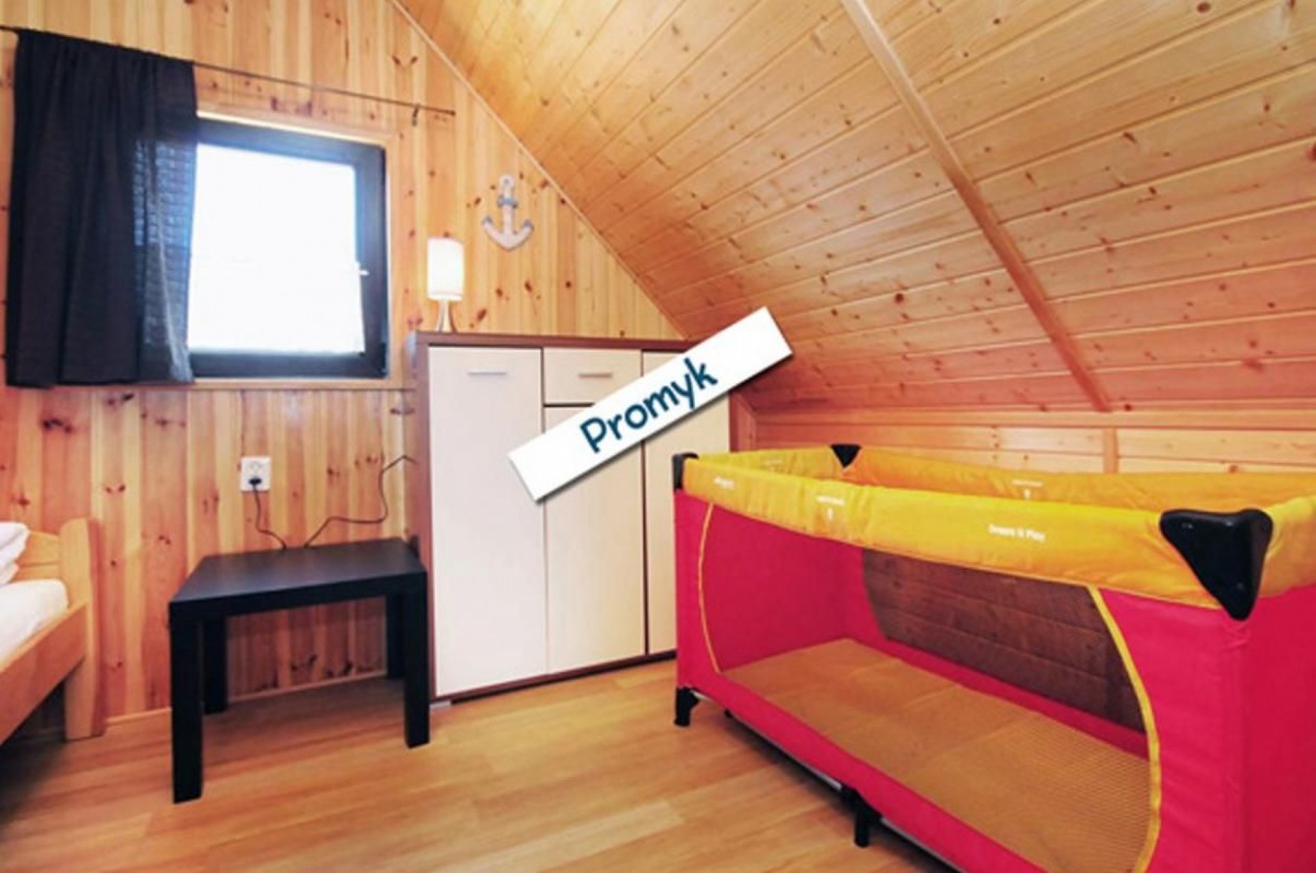 Domki Wczasowe "PROMYK" 