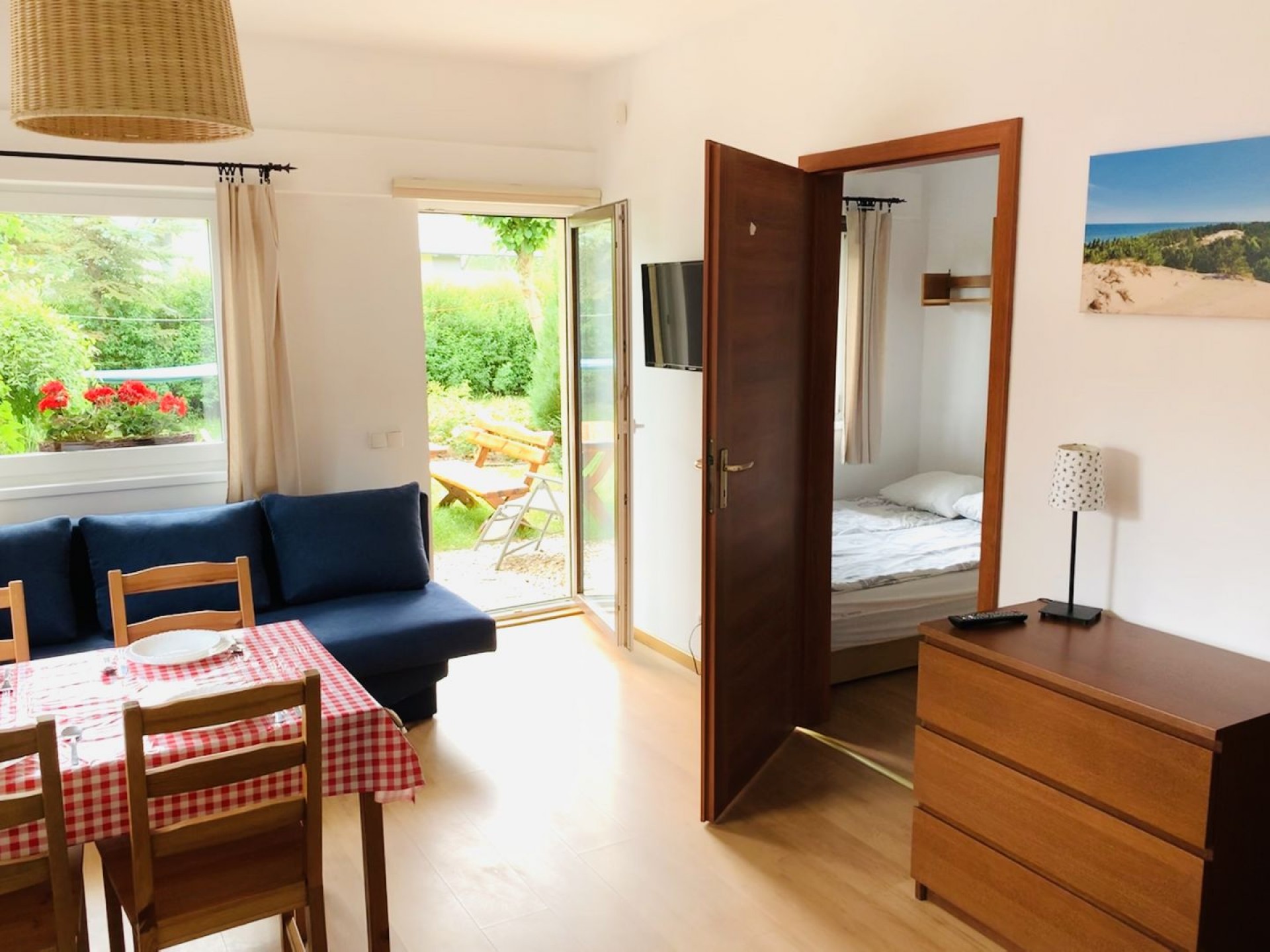 Dom Wczasowy POD LIPAMI