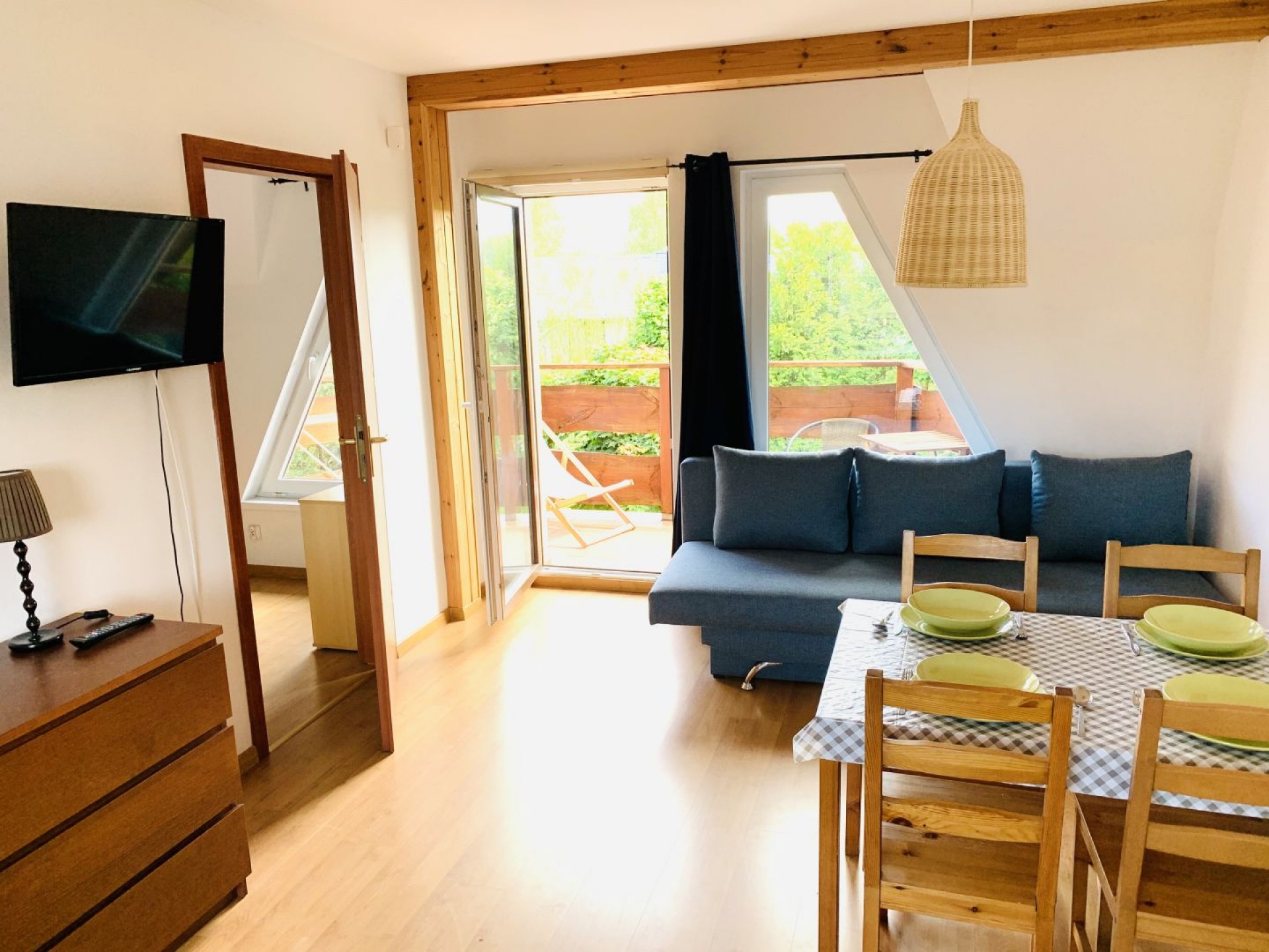 Dom Wczasowy POD LIPAMI