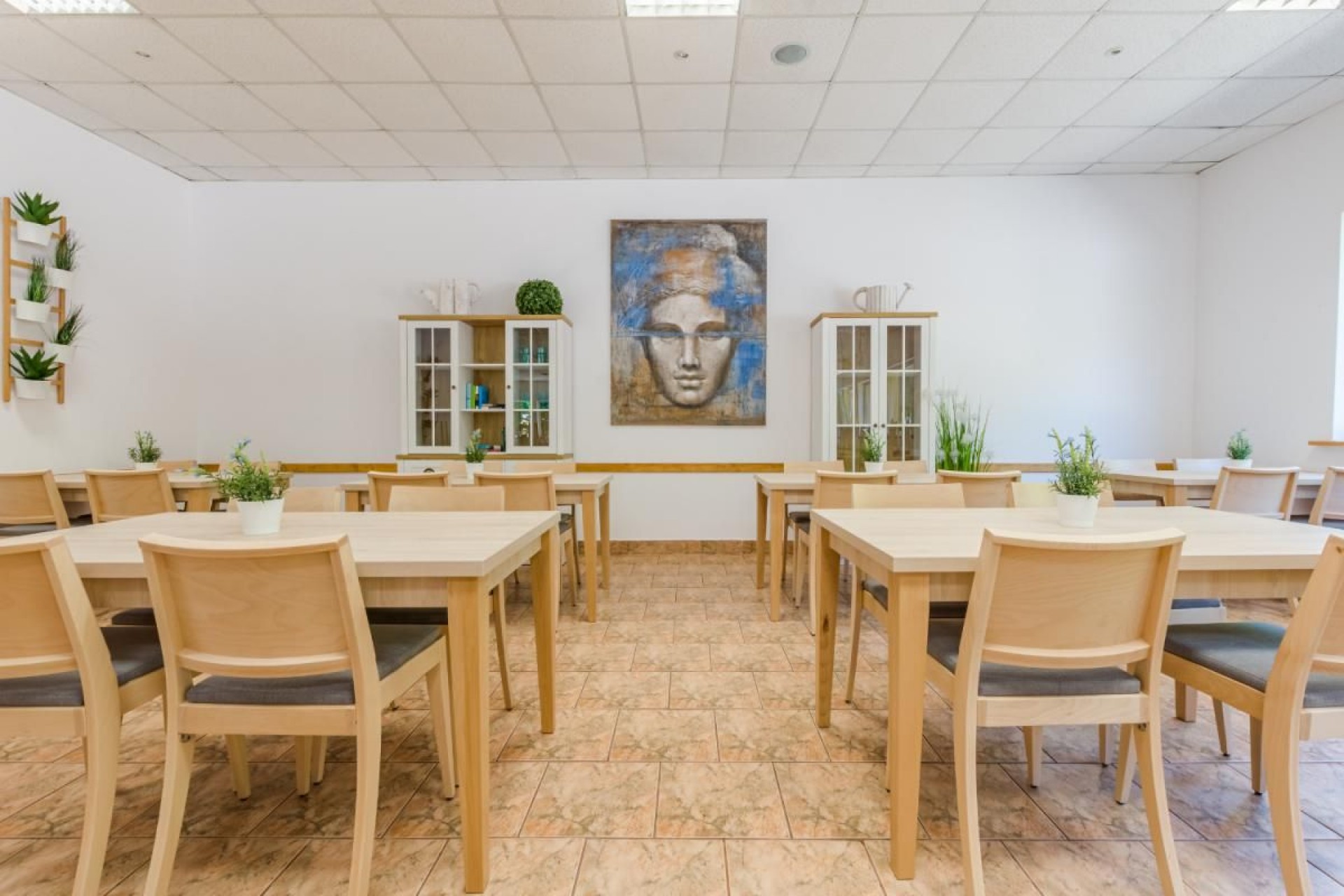 OŚRODEK REHABILITACYJNO-WYPOCZYNKOWY NEPTUN