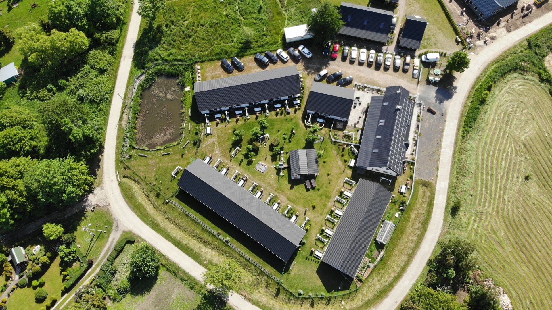 Domki Letniskowe RODZINNE RUSINOWO