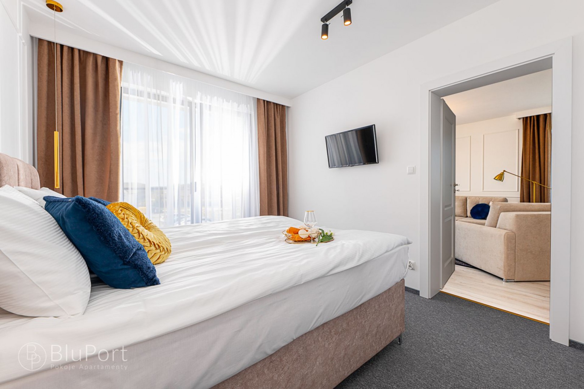 Pokoje i Apartamenty BLU PORT