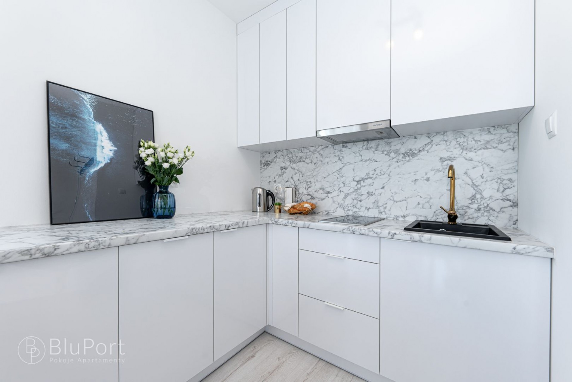 Pokoje i Apartamenty BLU PORT