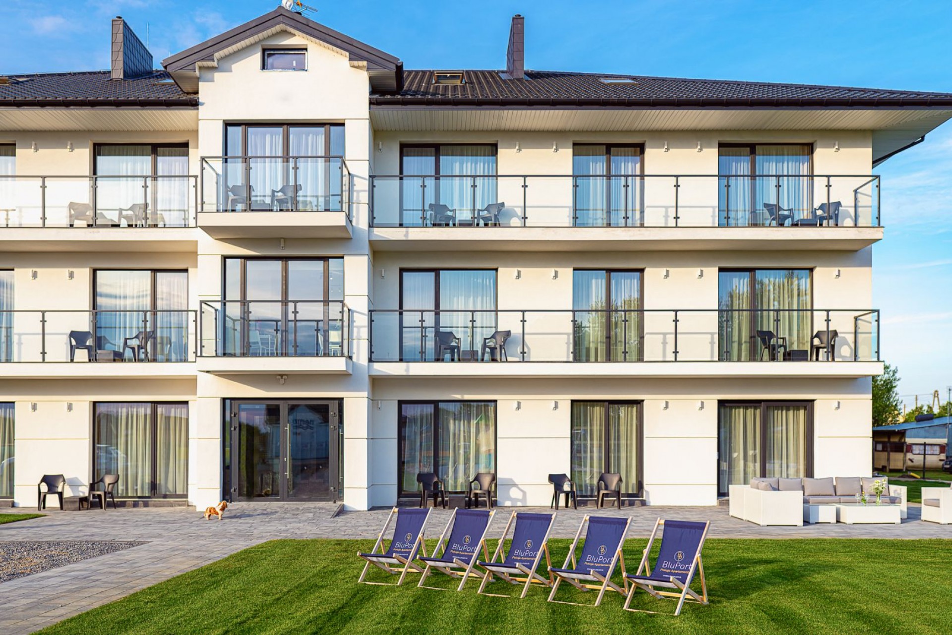 Pokoje i Apartamenty BLU PORT